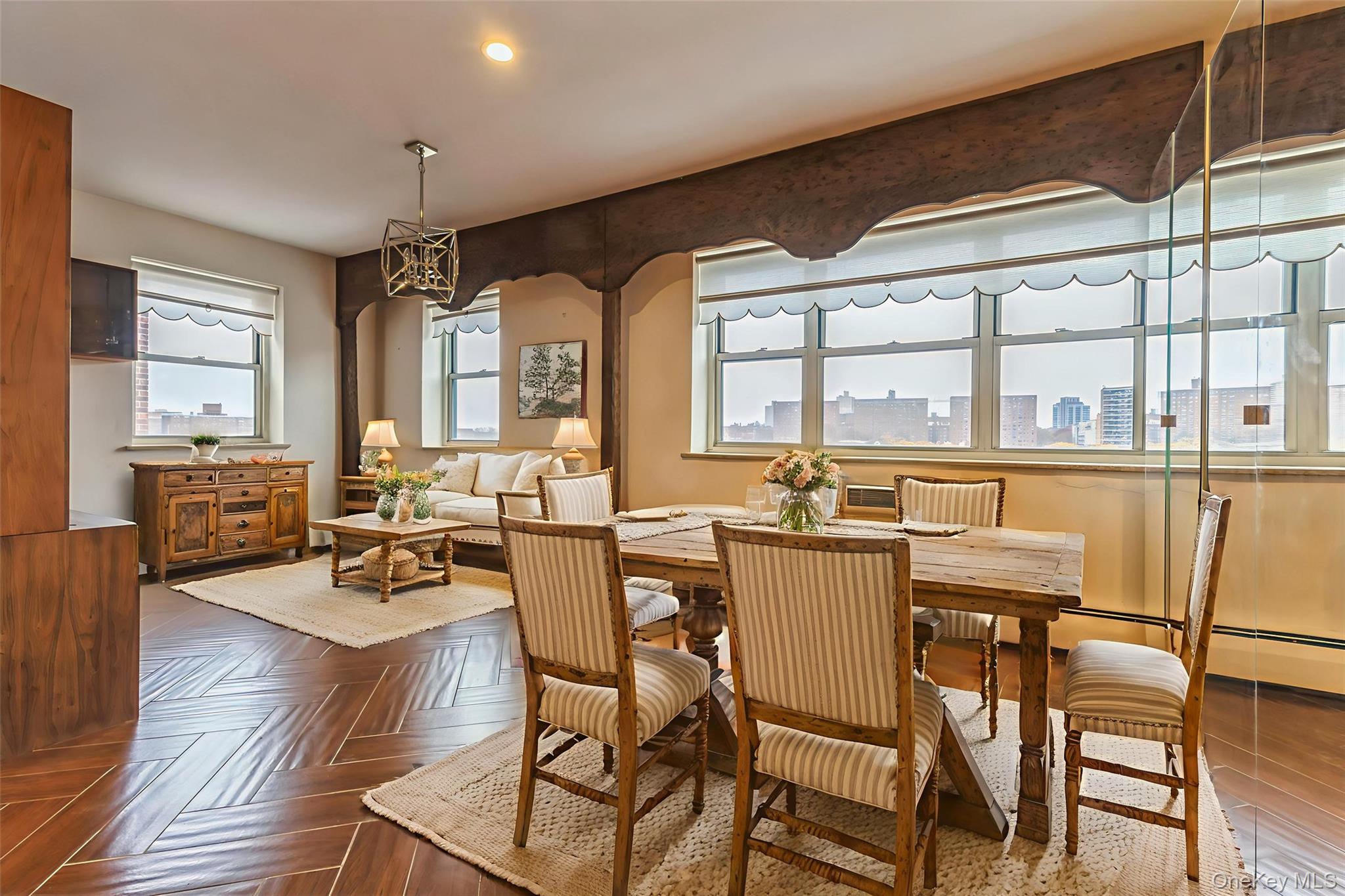 99-10 60th Avenue, Unit 6E photo 3