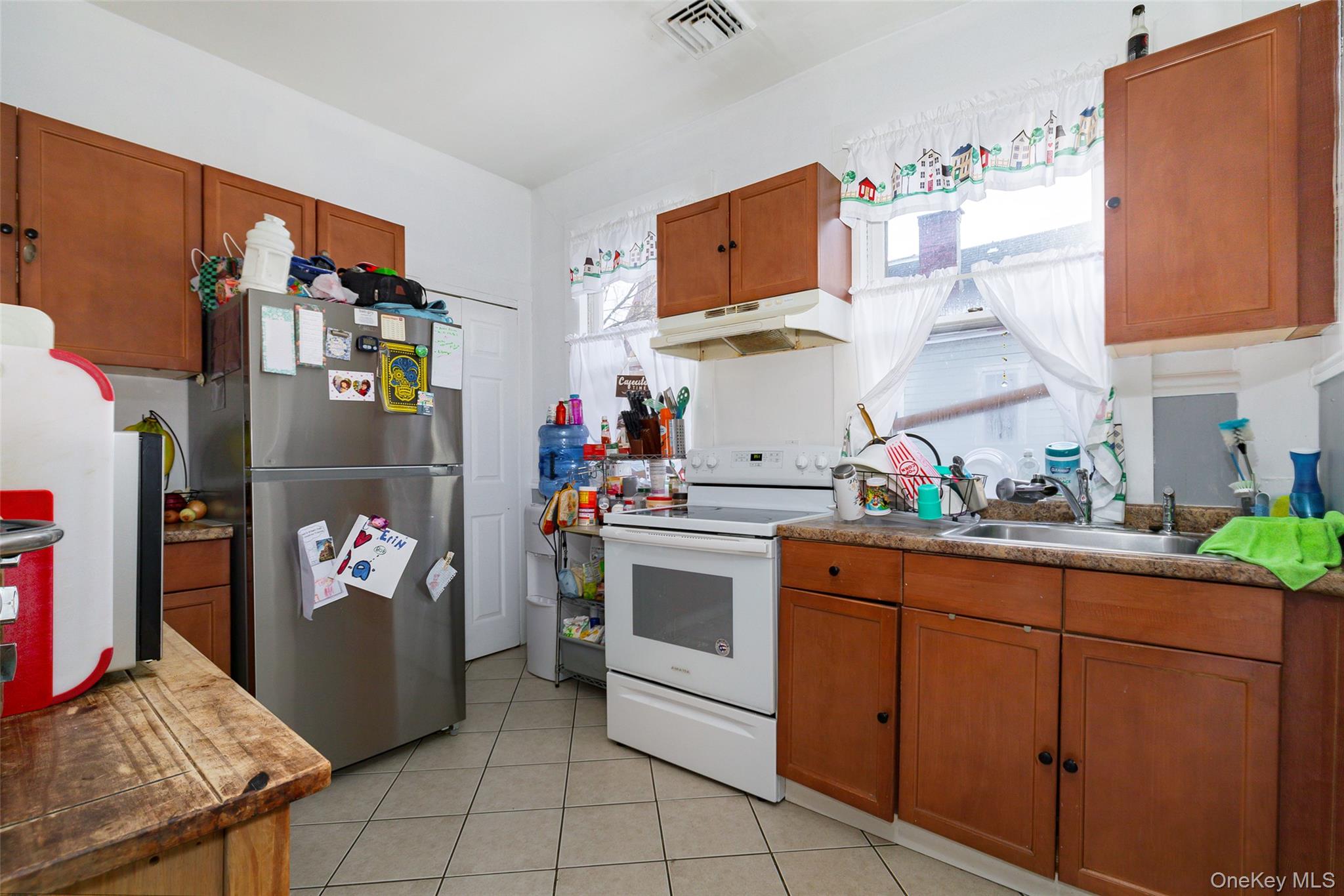 94 Academy Street – For Sale photo 3