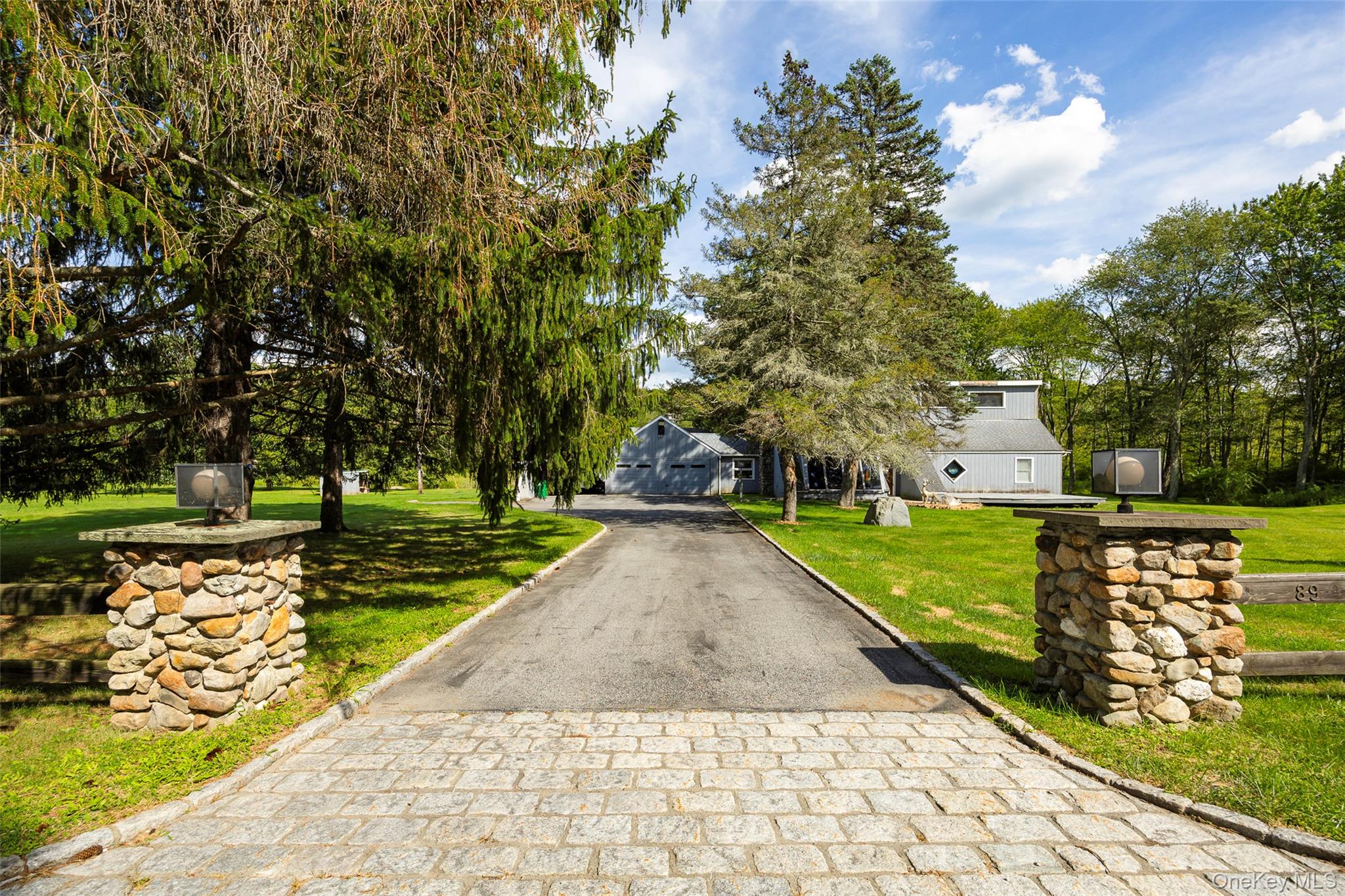 89 Deer Pond Road – For Sale photo 11