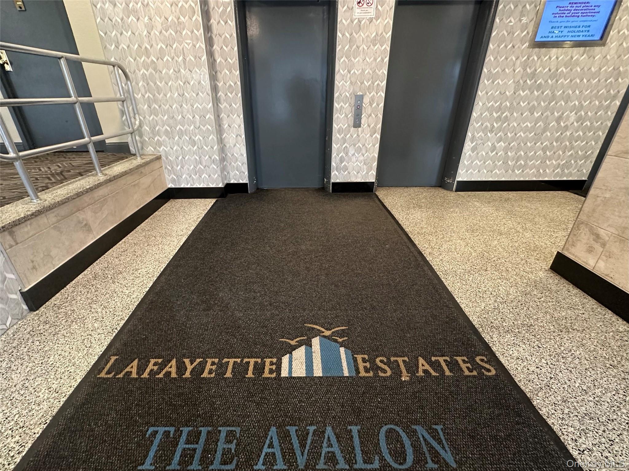 880 Boynton Avenue, Unit 18A photo 24