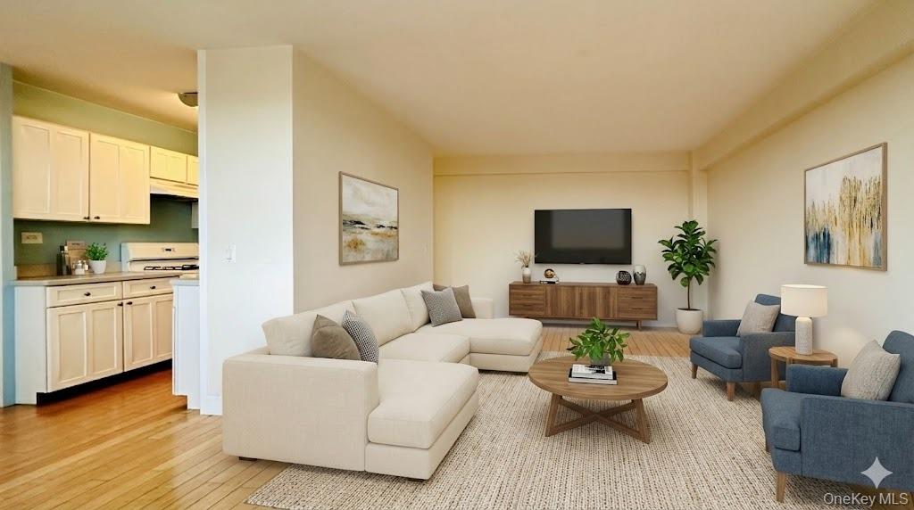 880 Boynton Avenue, Unit 18A photo 9