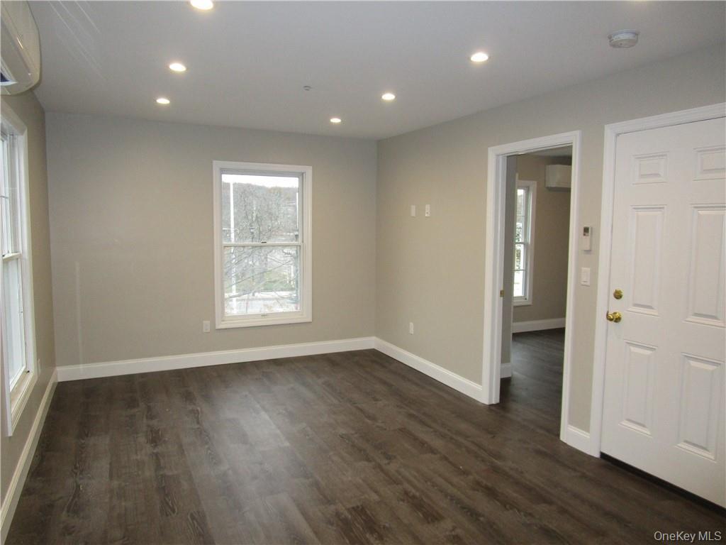 1952 Commerce Street – For Sale photo 19