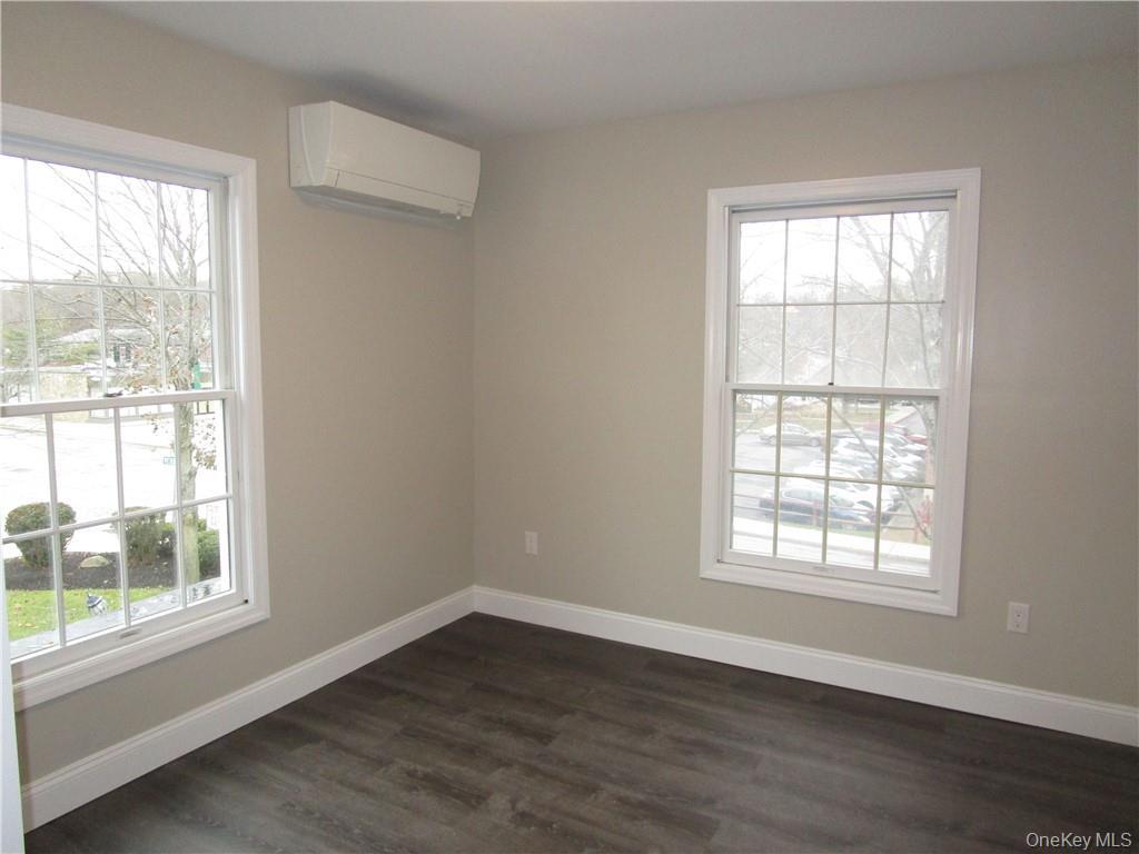 1952 Commerce Street – For Sale photo 21