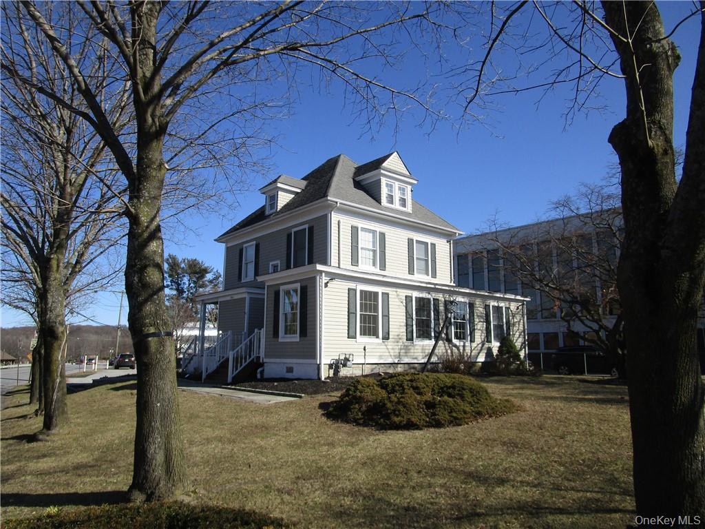 1952 Commerce Street – For Sale photo 2