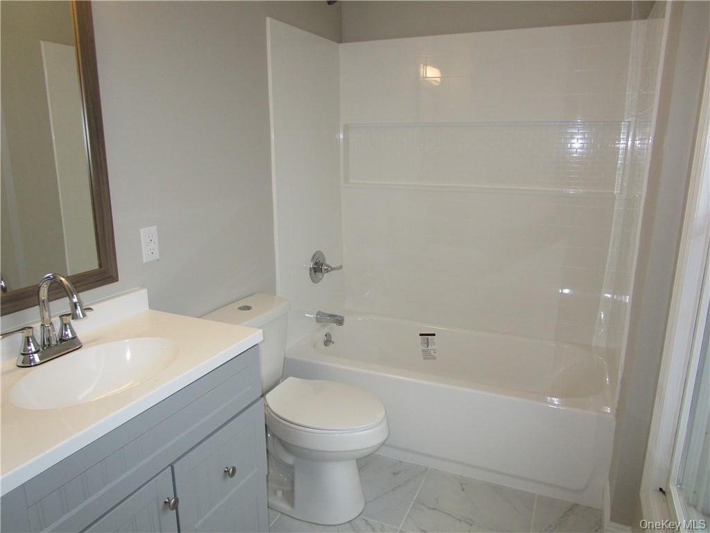 1952 Commerce Street – For Sale photo 20