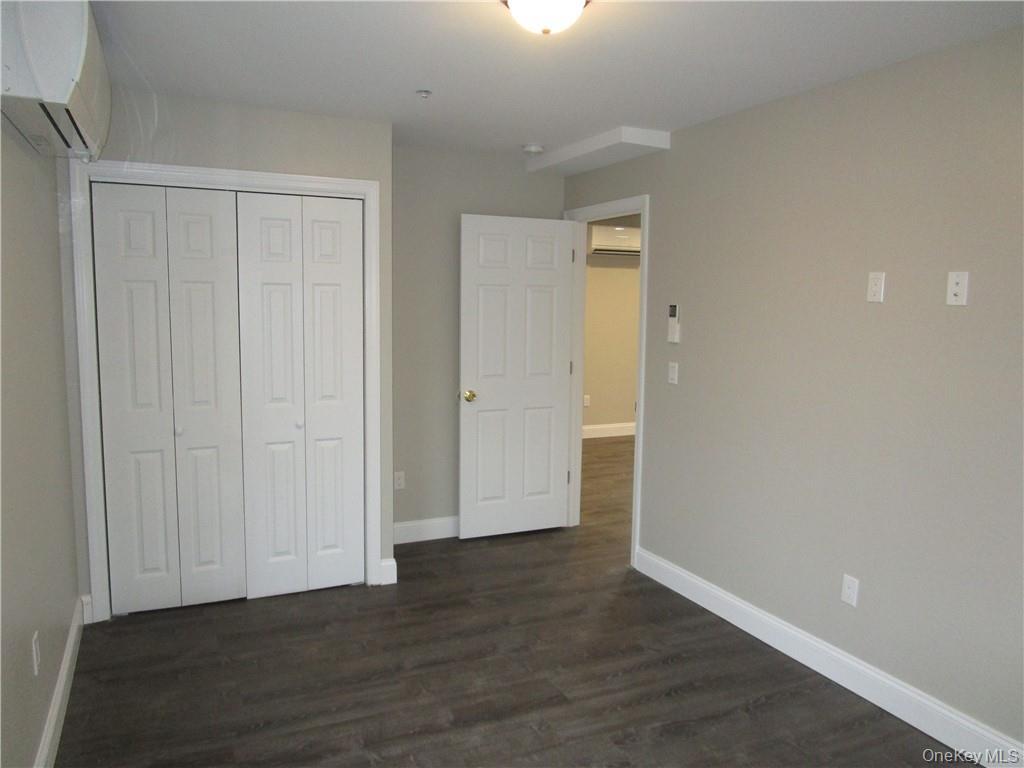 1952 Commerce Street – For Sale photo 24