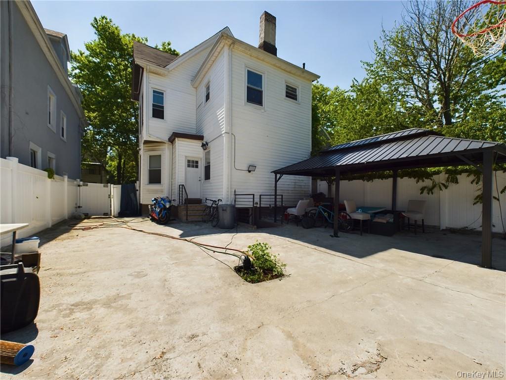 441 S 8th Avenue – For Sale photo 2