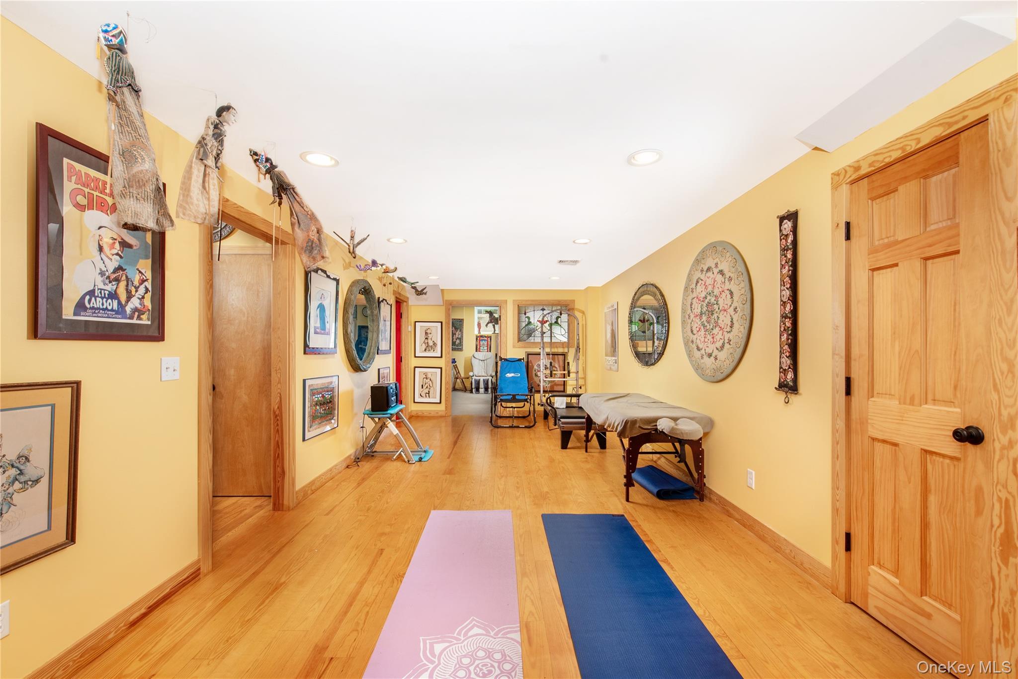 6 White Lane – For Rent photo 16