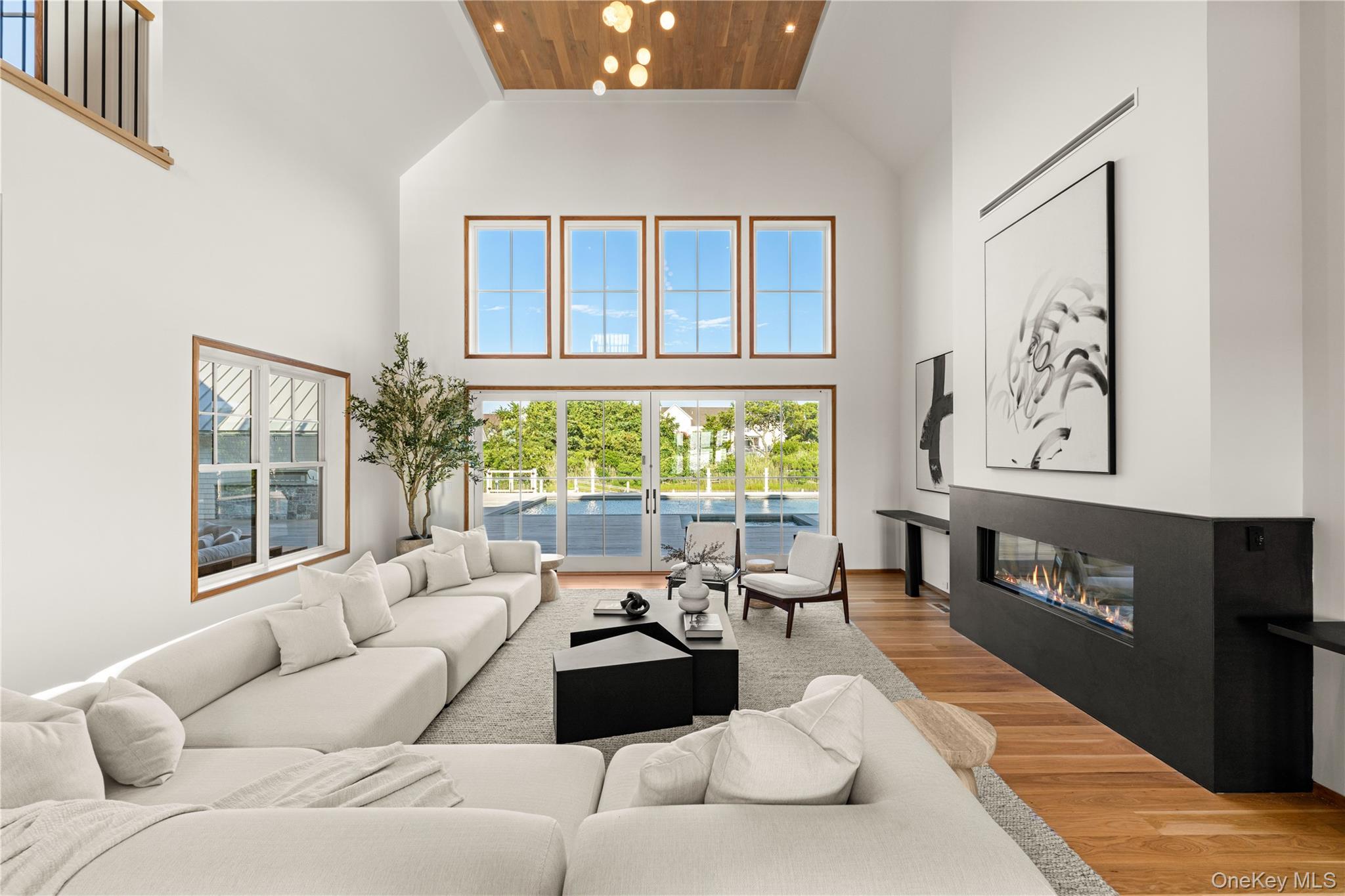 32 Quogo Neck Lane – For Sale photo 3