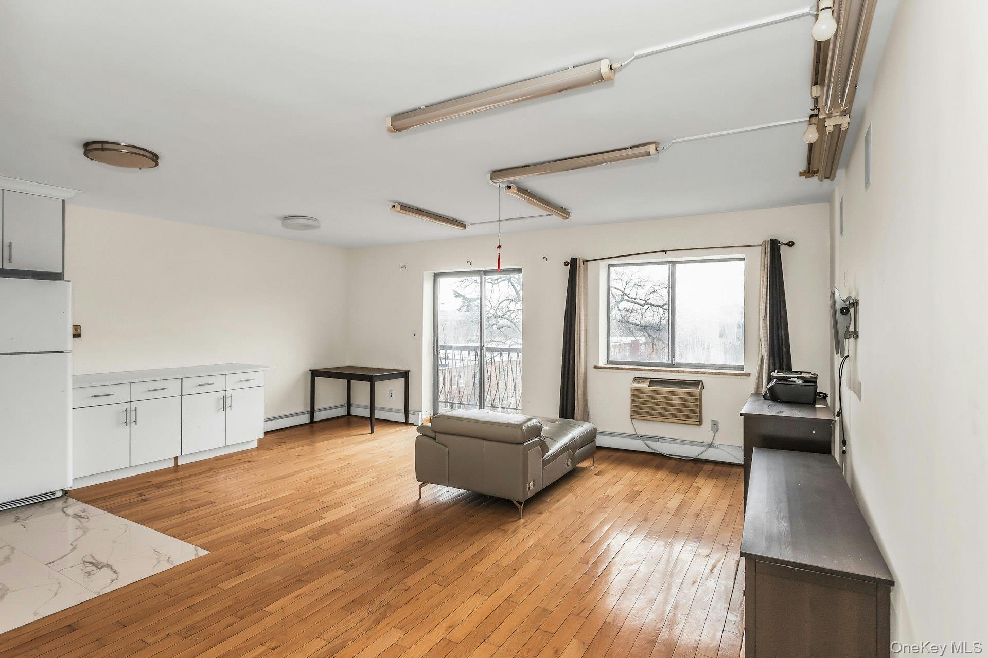 147-45 Barclay Avenue, Unit 5B photo 5