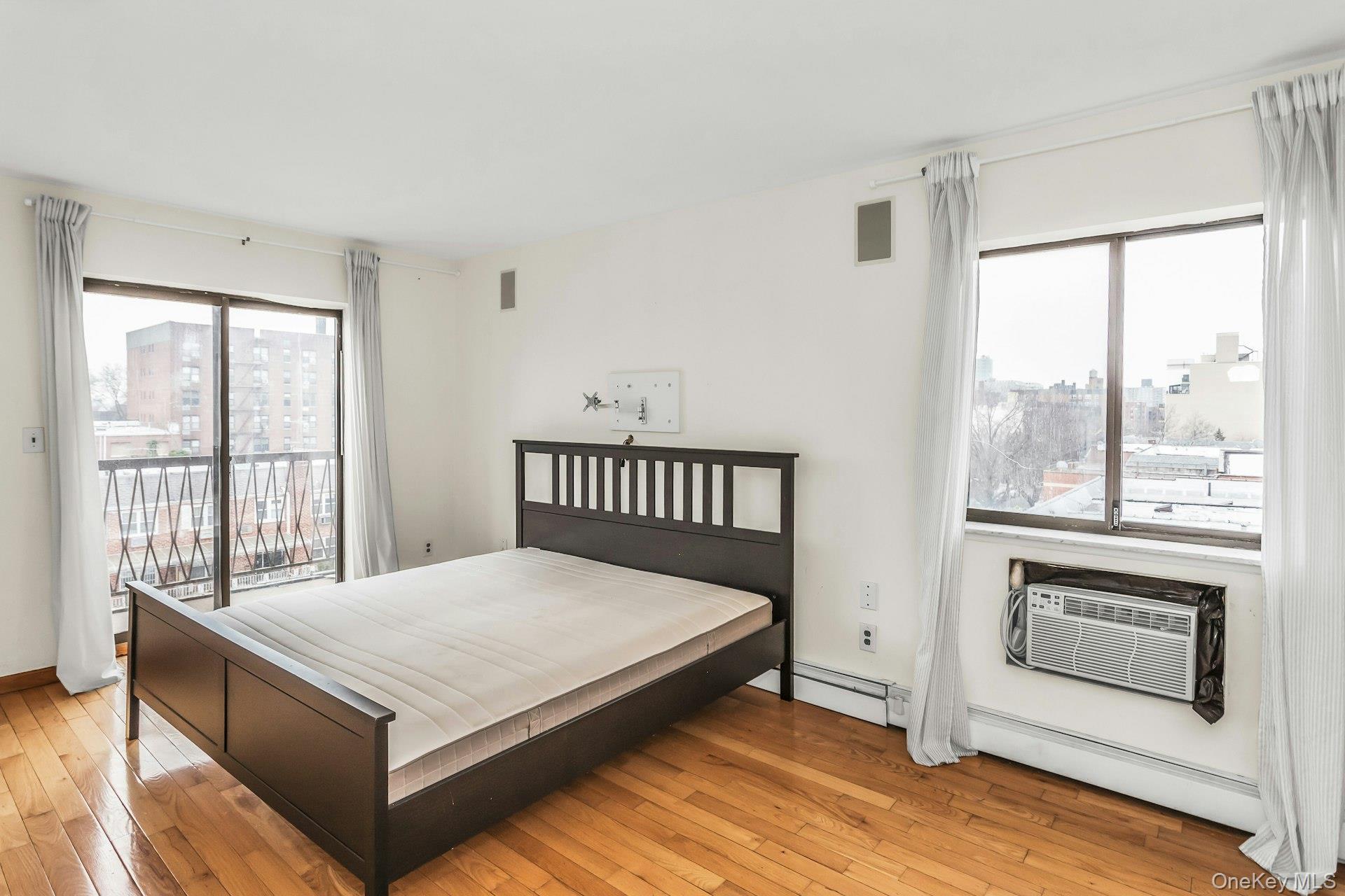 147-45 Barclay Avenue, Unit 5B photo 13