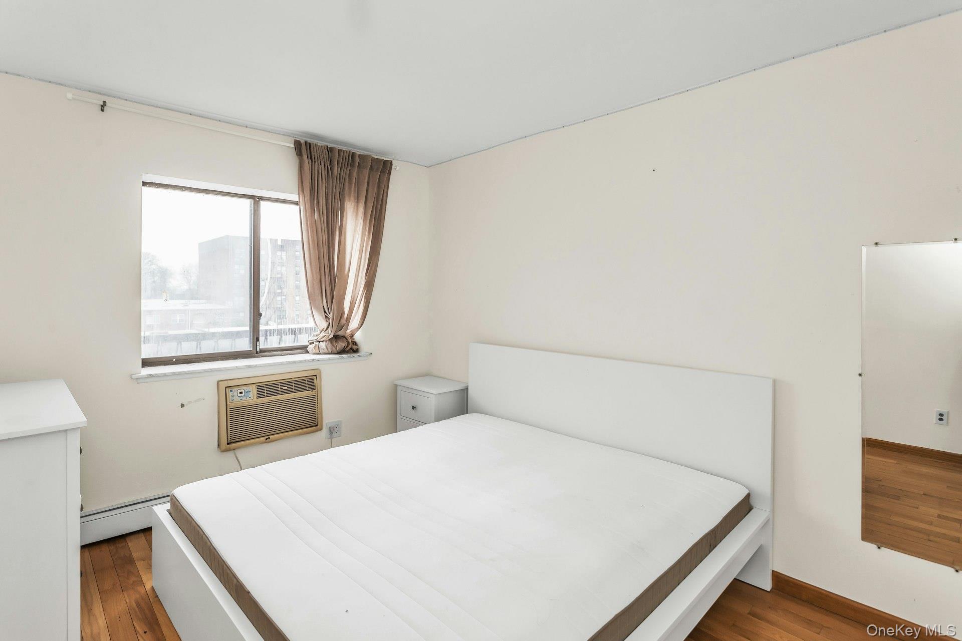 147-45 Barclay Avenue, Unit 5B photo 17