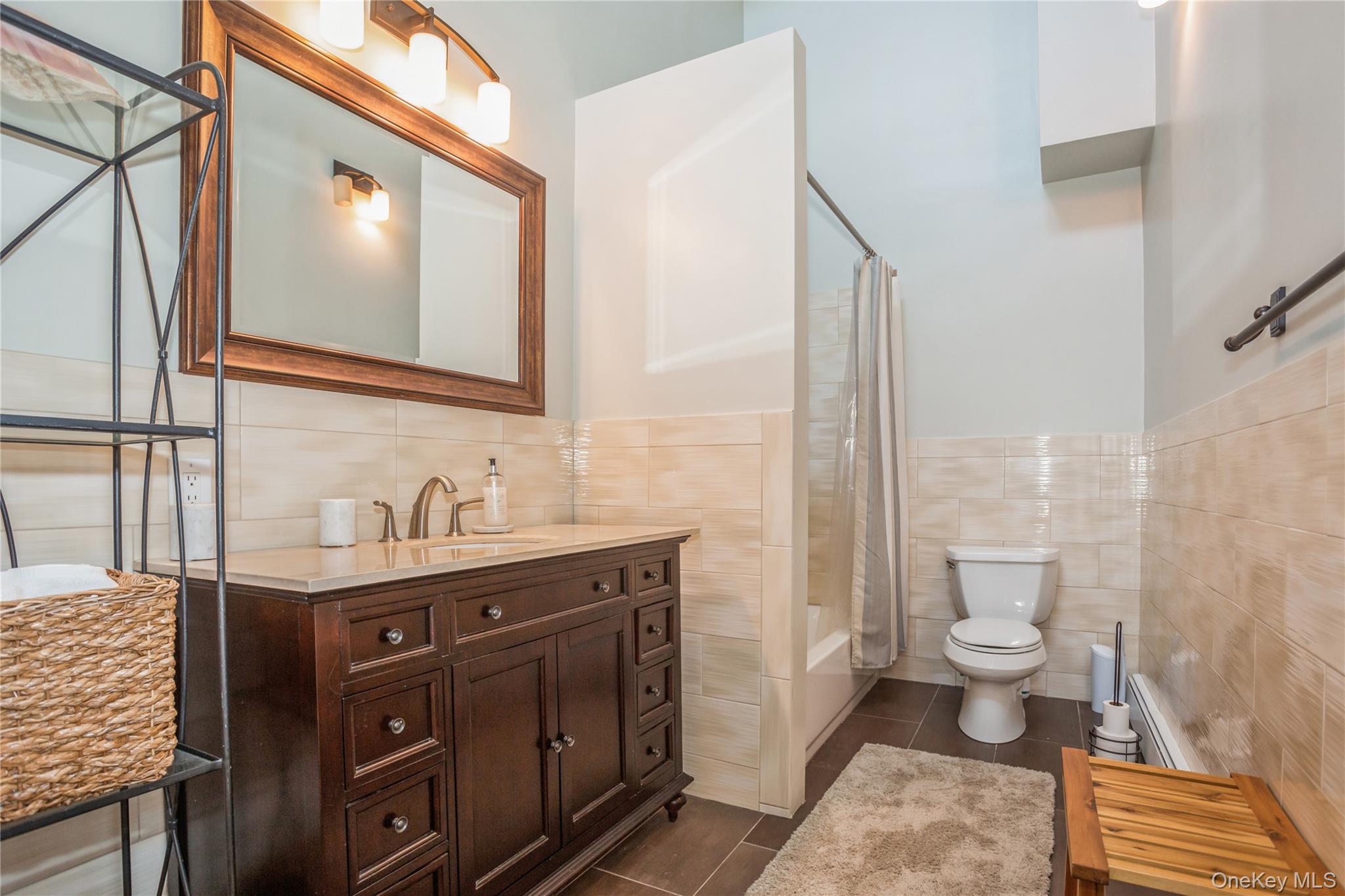 215 Northfield Lane – For Rent photo 17