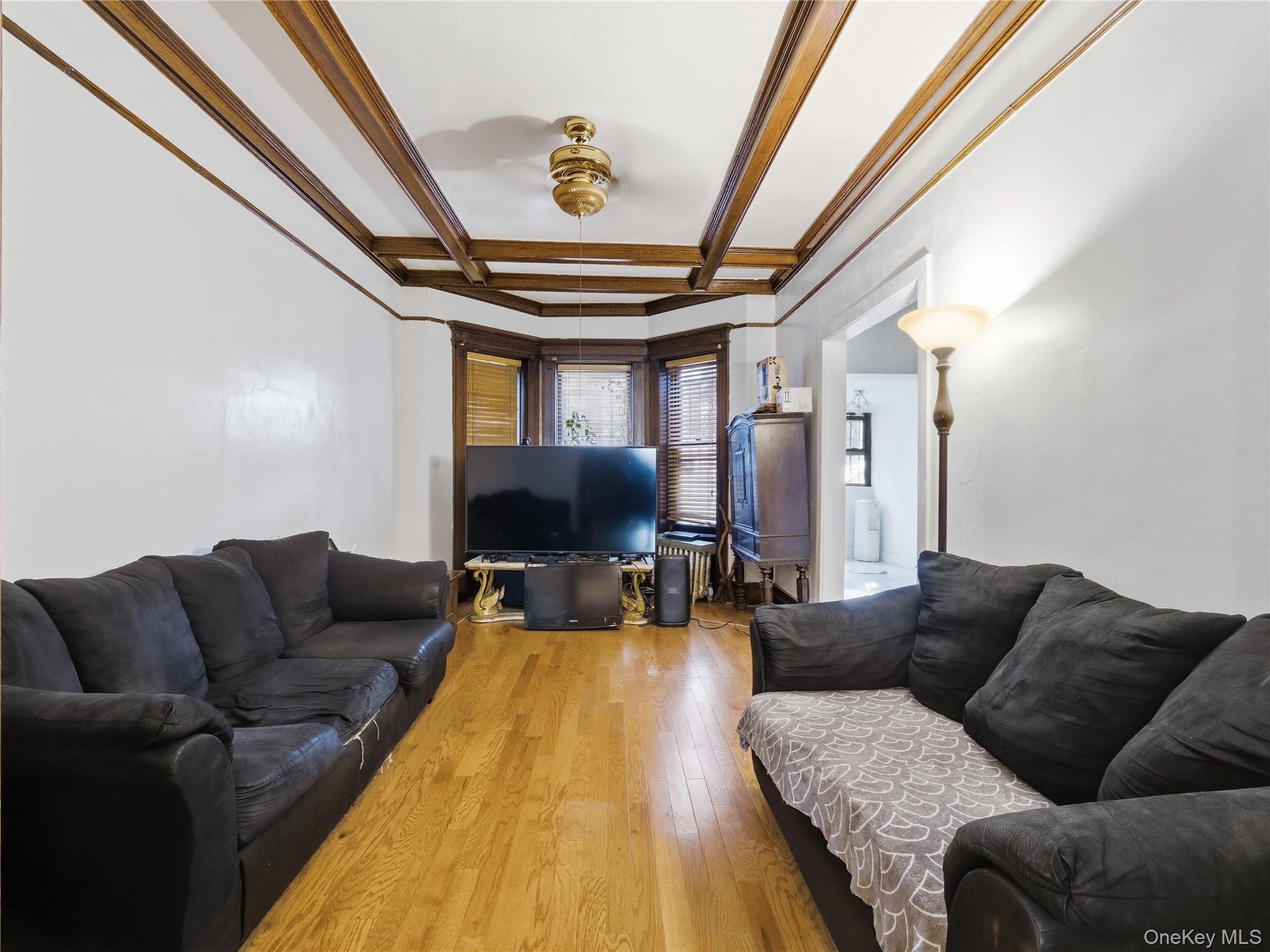 372 Parkside Avenue – For Sale