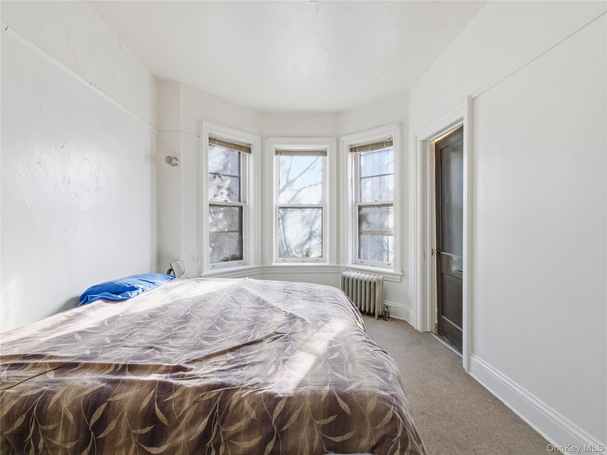 372 Parkside Avenue – For Sale photo 14