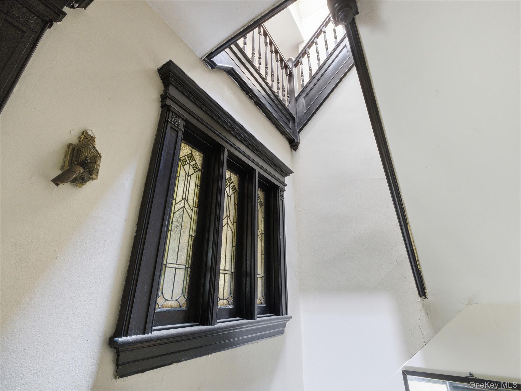 372 Parkside Avenue – For Sale photo 32