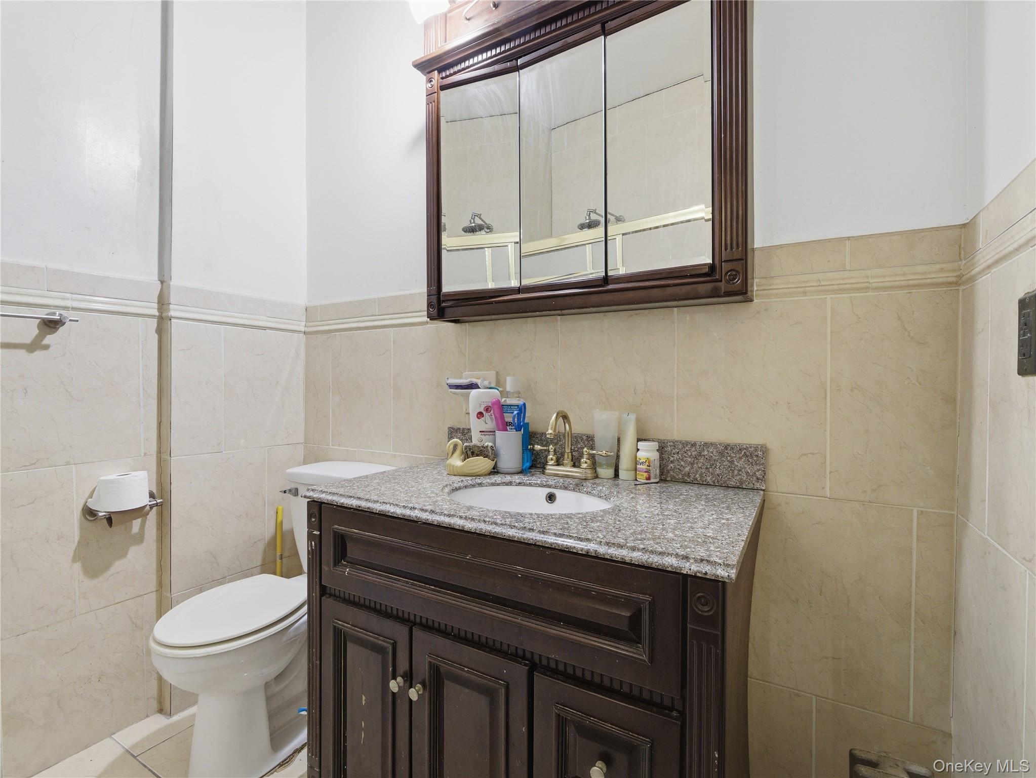 372 Parkside Avenue – For Sale photo 17