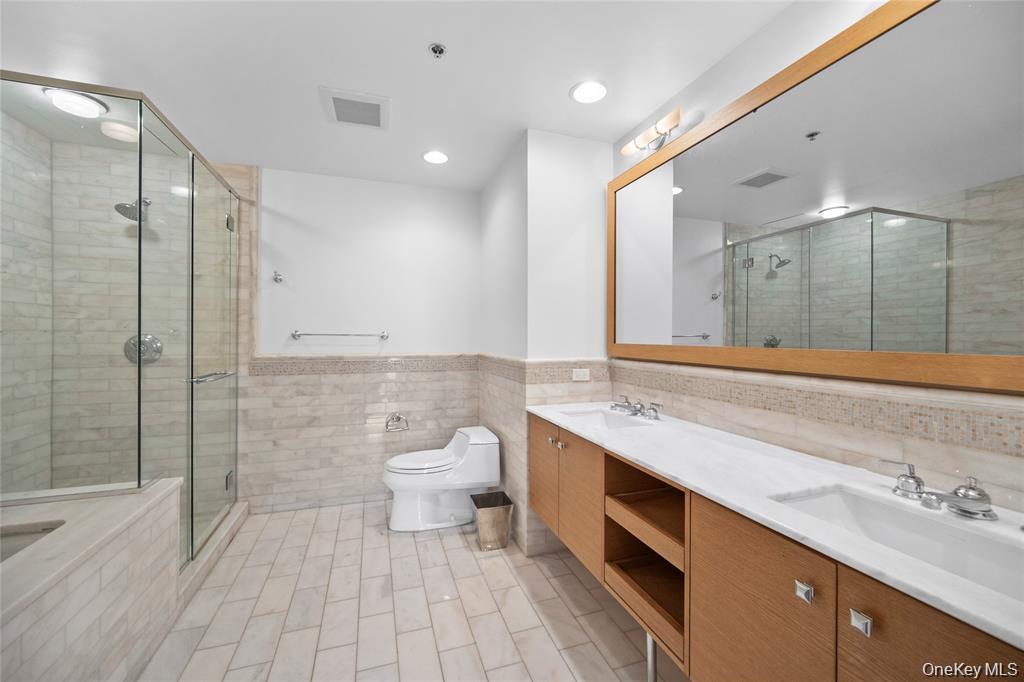 1 Renaissance Square, Unit 10G photo 17