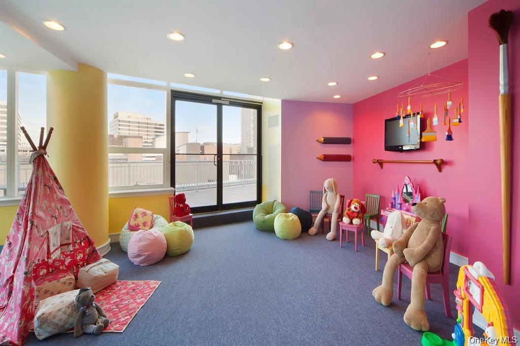 1 Renaissance Square, Unit 10G photo 27