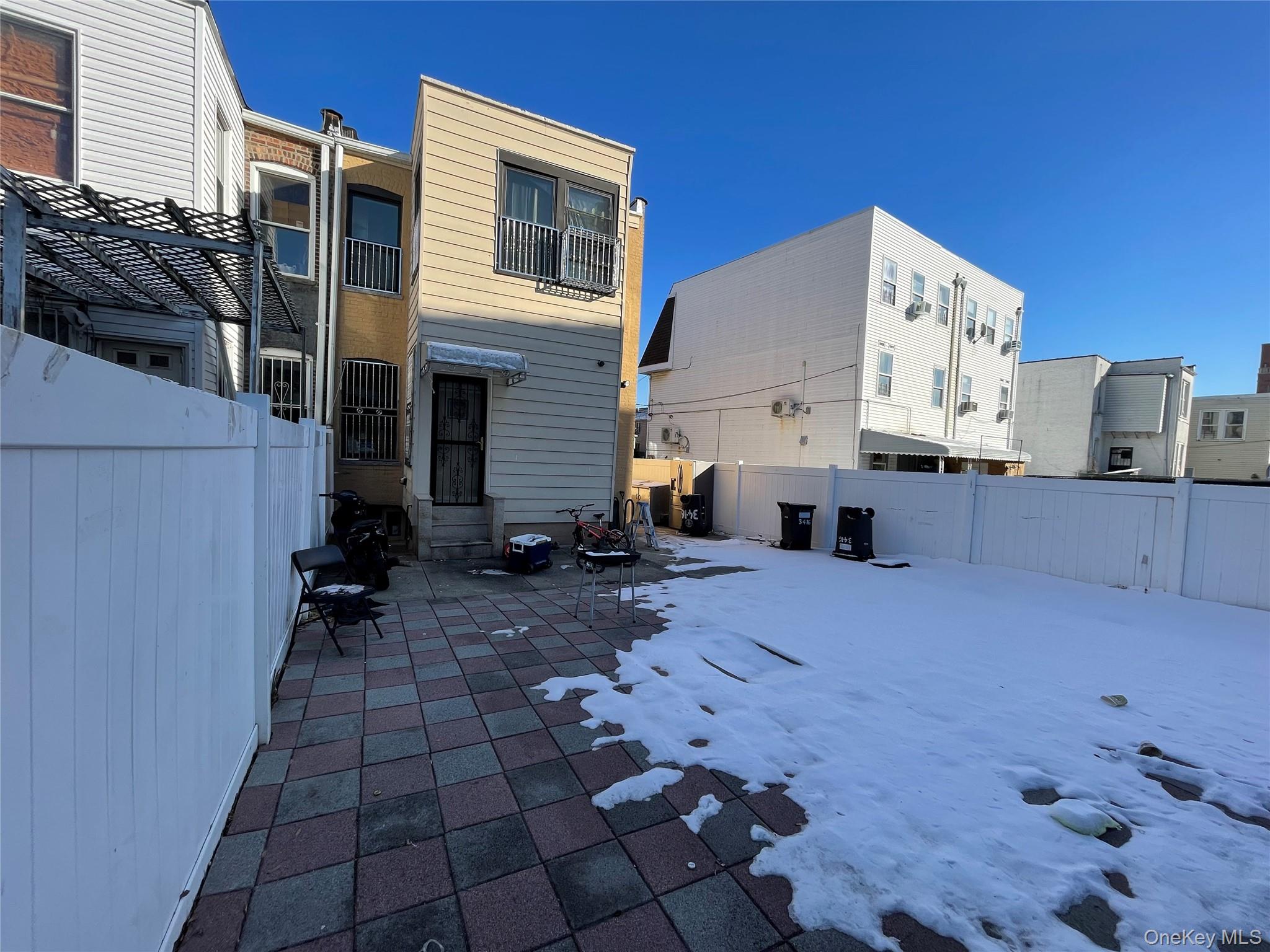 3416 103rd Street – For Sale photo 10