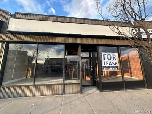 420 SUNRISE Highway – For Rent photo 2