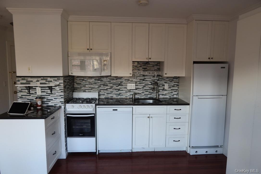 28 Barker Street, Unit C-2 photo 10
