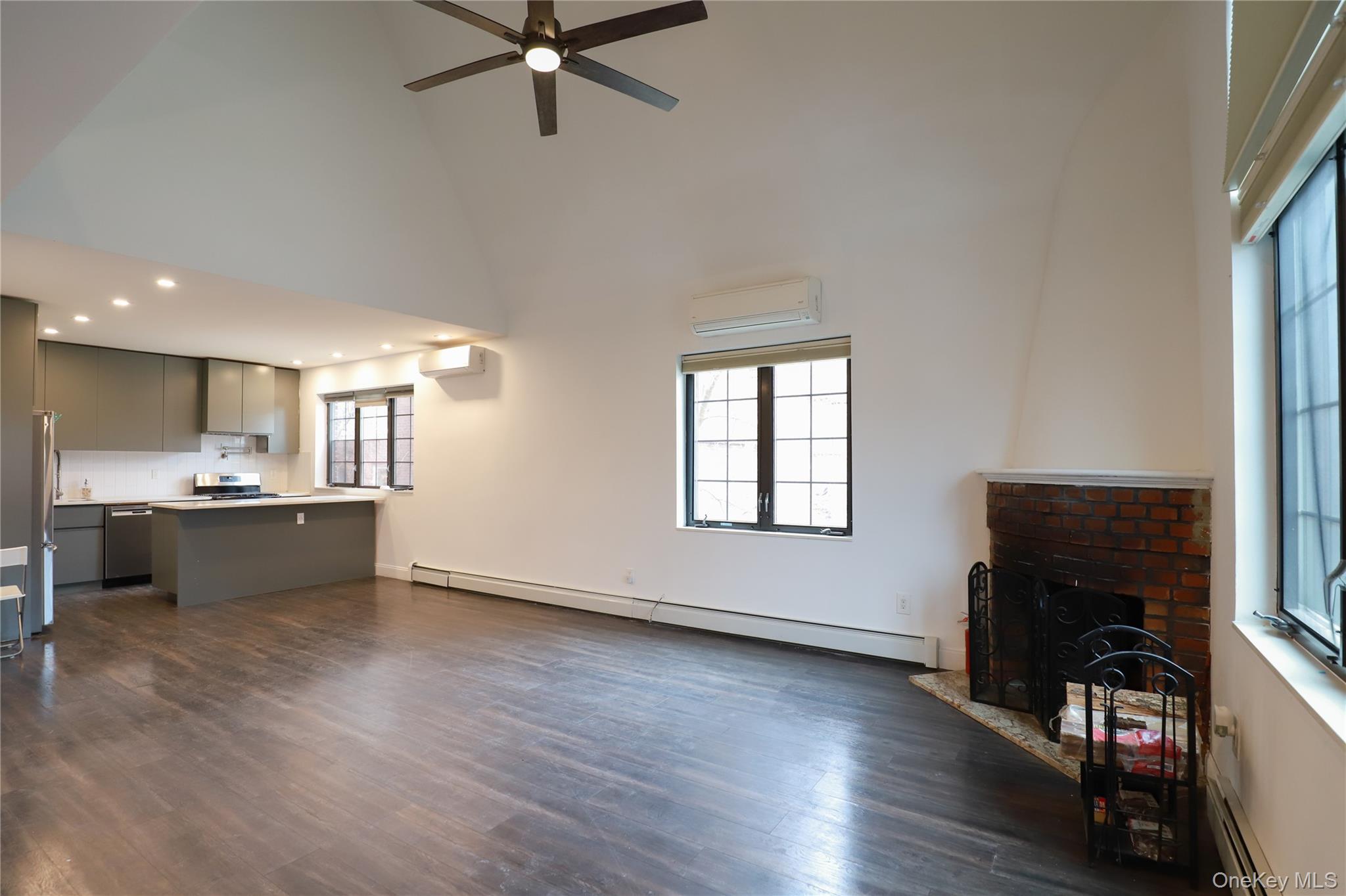 36-20 190 Street – For Sale photo 10