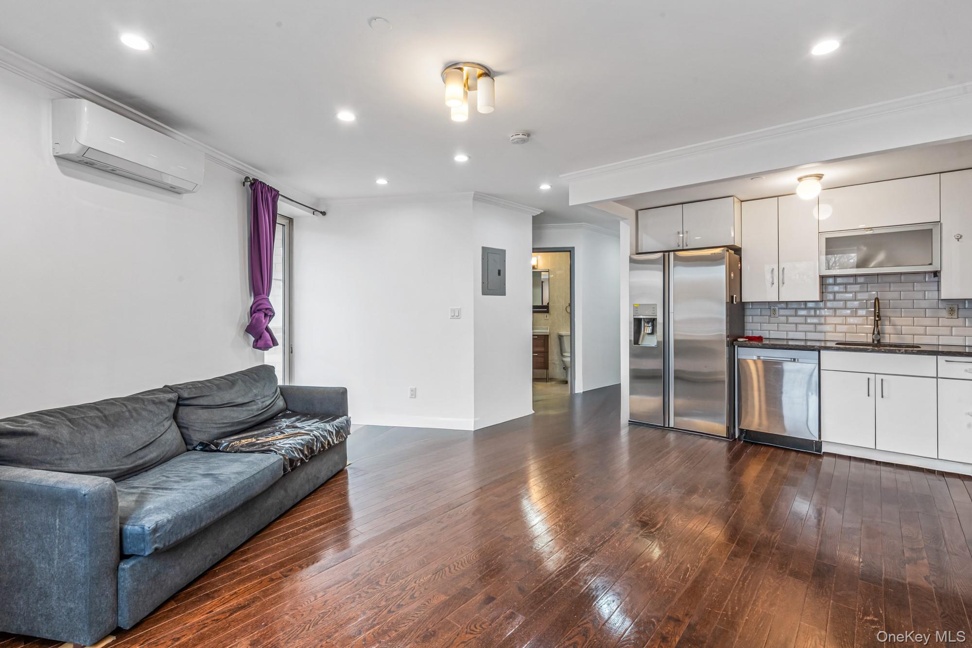 8115 Queens Boulevard, Unit 3A photo 6