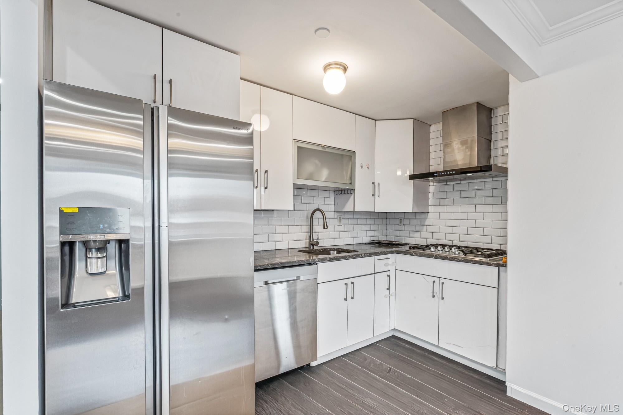 8115 Queens Boulevard, Unit 3A photo 8