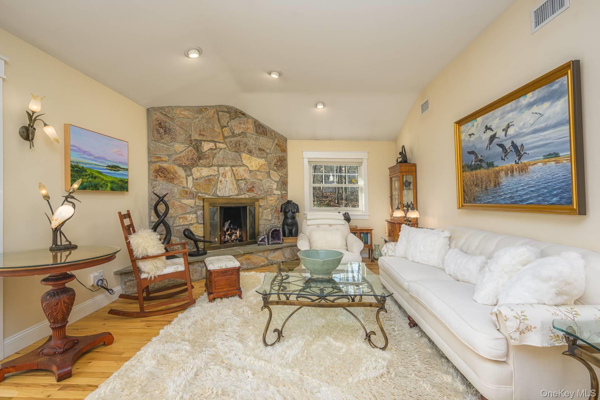 70 Ridge Road W – For Rent photo 8