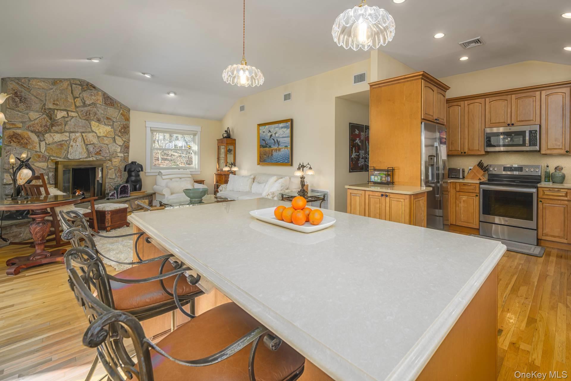 70 Ridge Road W – For Rent photo 9