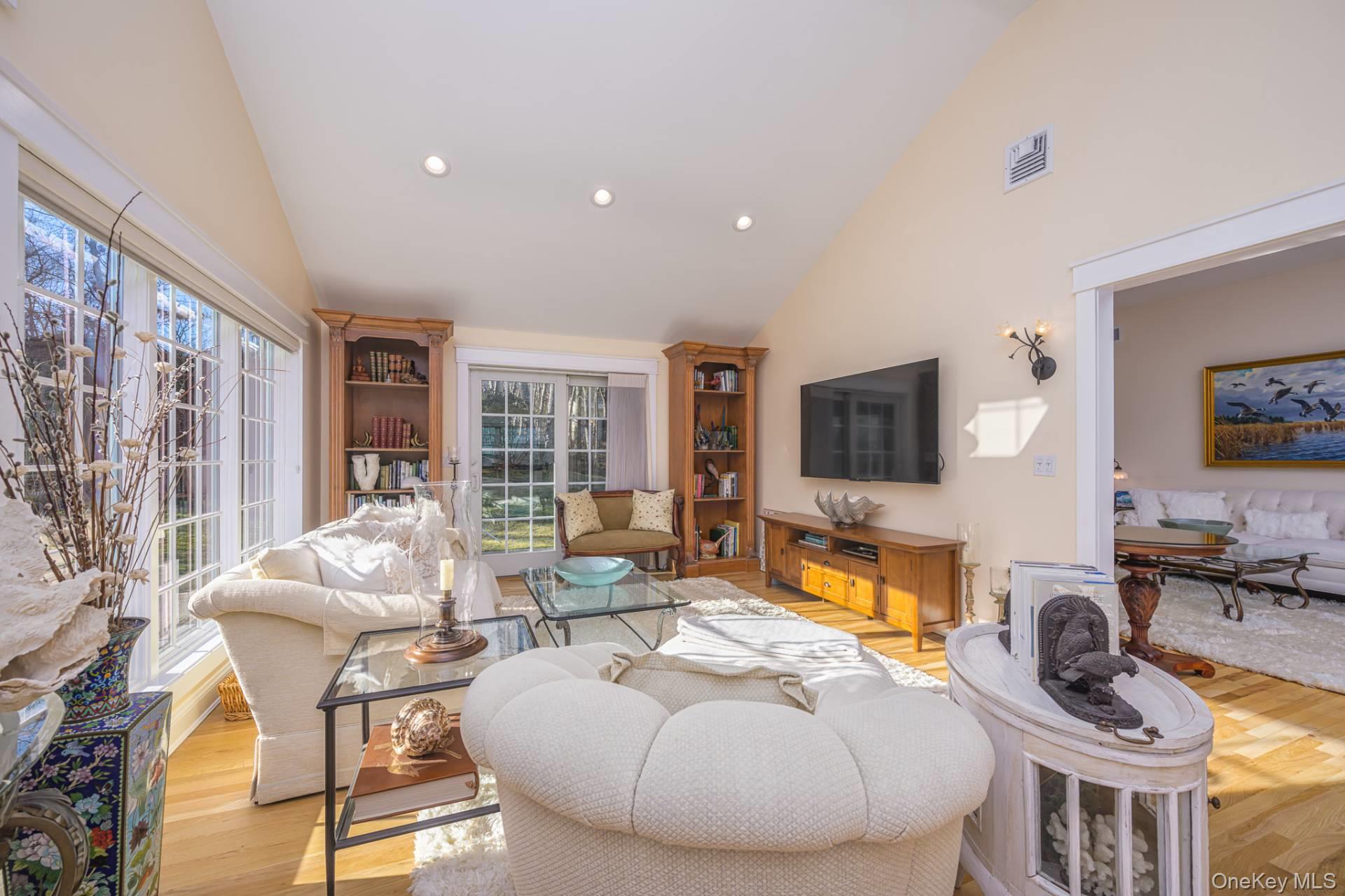 70 Ridge Road W – For Rent photo 4