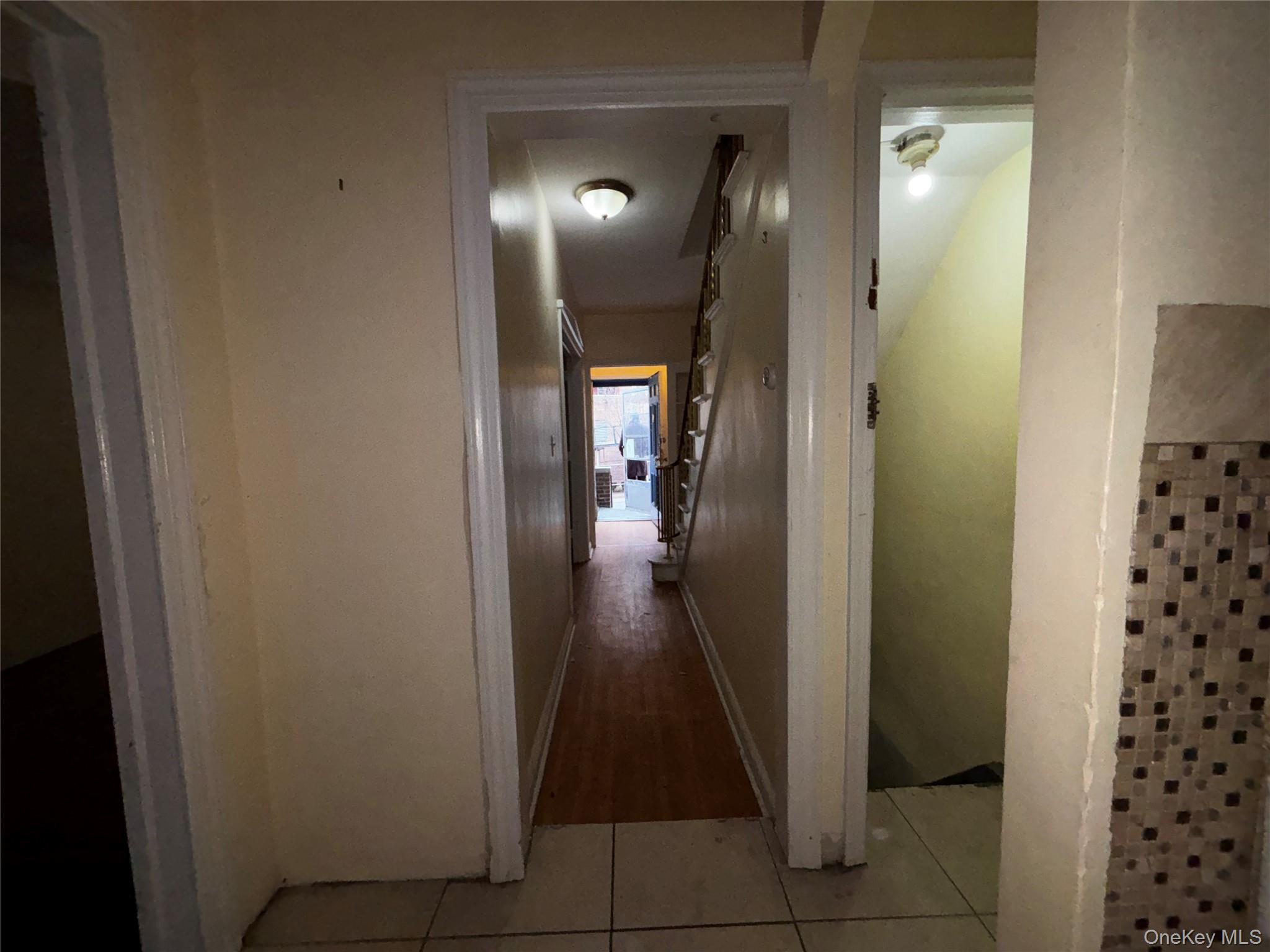 118 Van Cortlandt Avenue W – For Sale photo 13