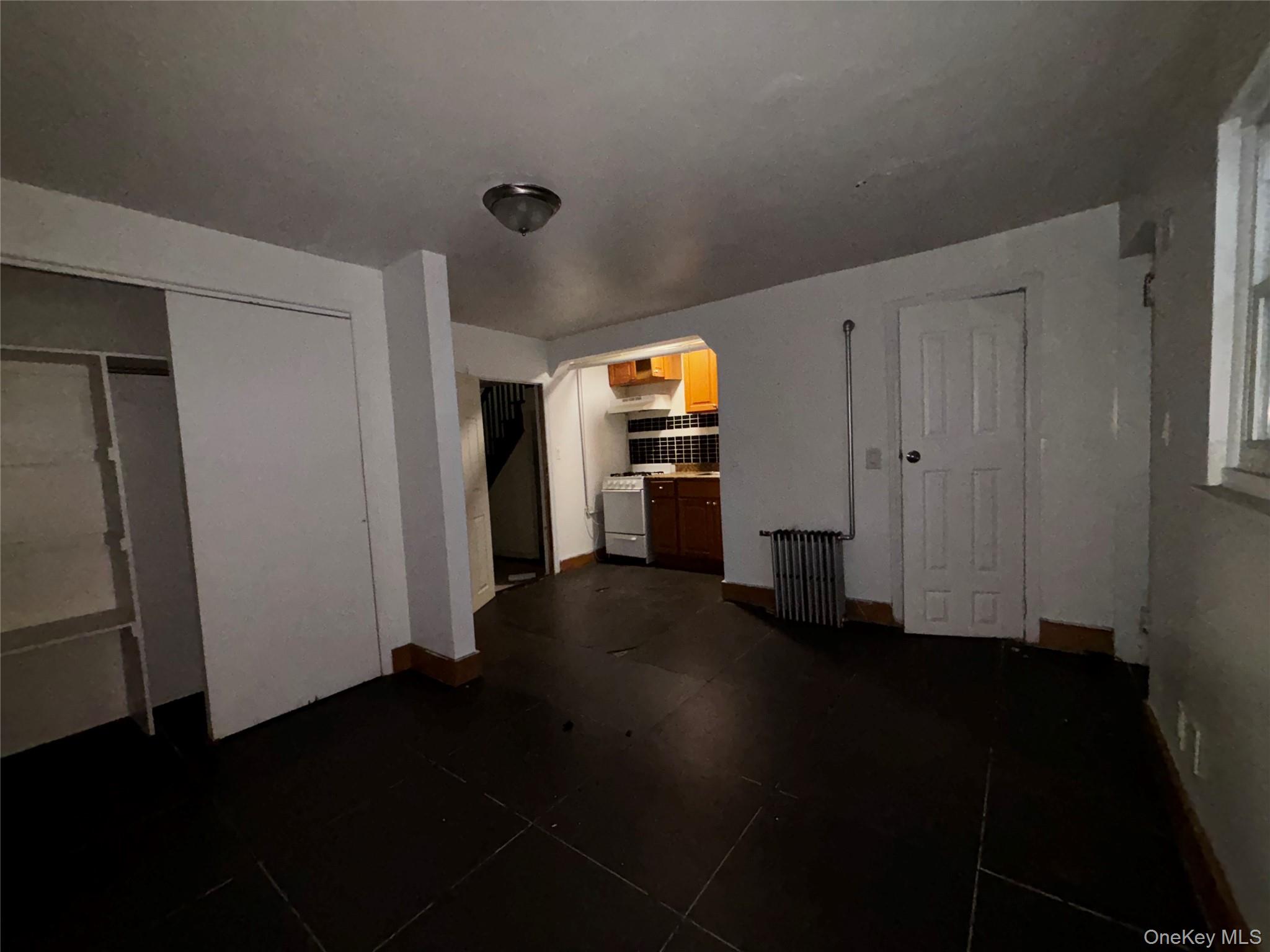 118 Van Cortlandt Avenue W – For Sale photo 10