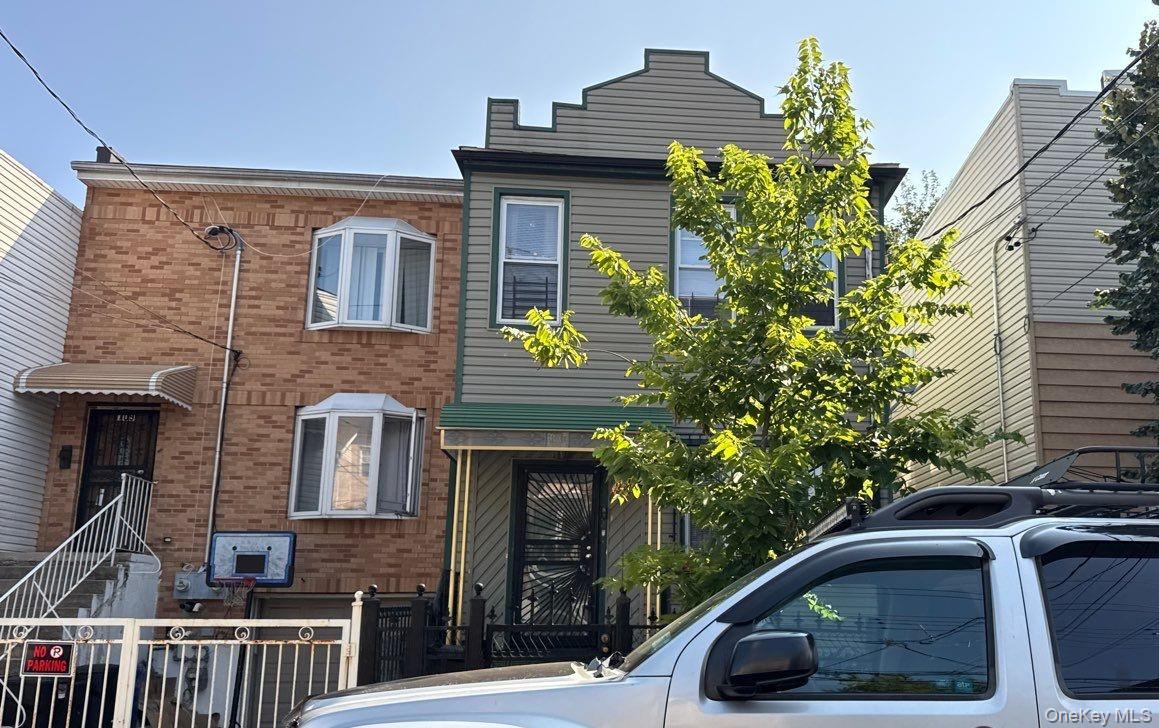 711 Schenck Avenue – For Sale