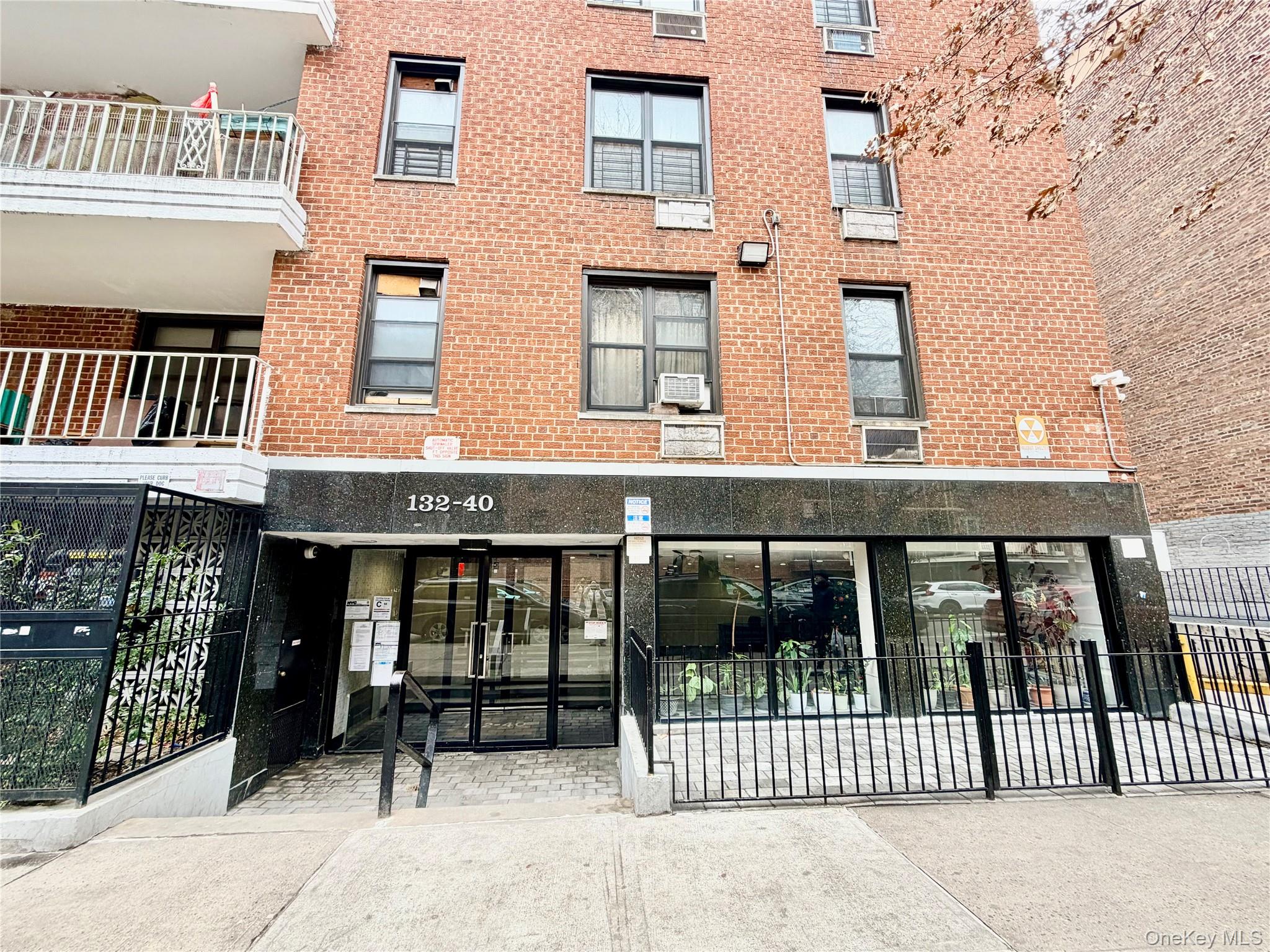 132-40 Sanford Avenue, Unit LK photo 3