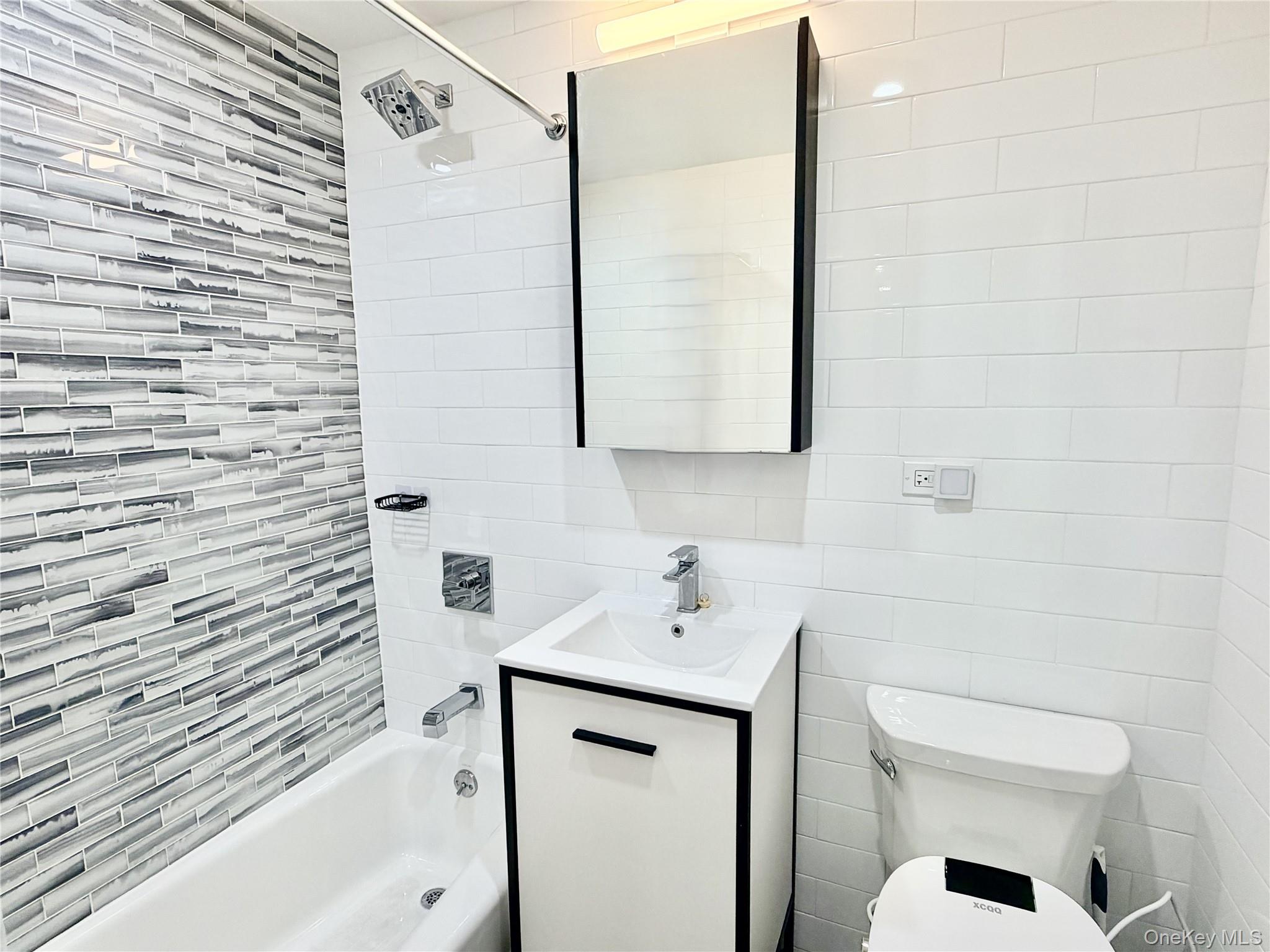 132-40 Sanford Avenue, Unit LK photo 8