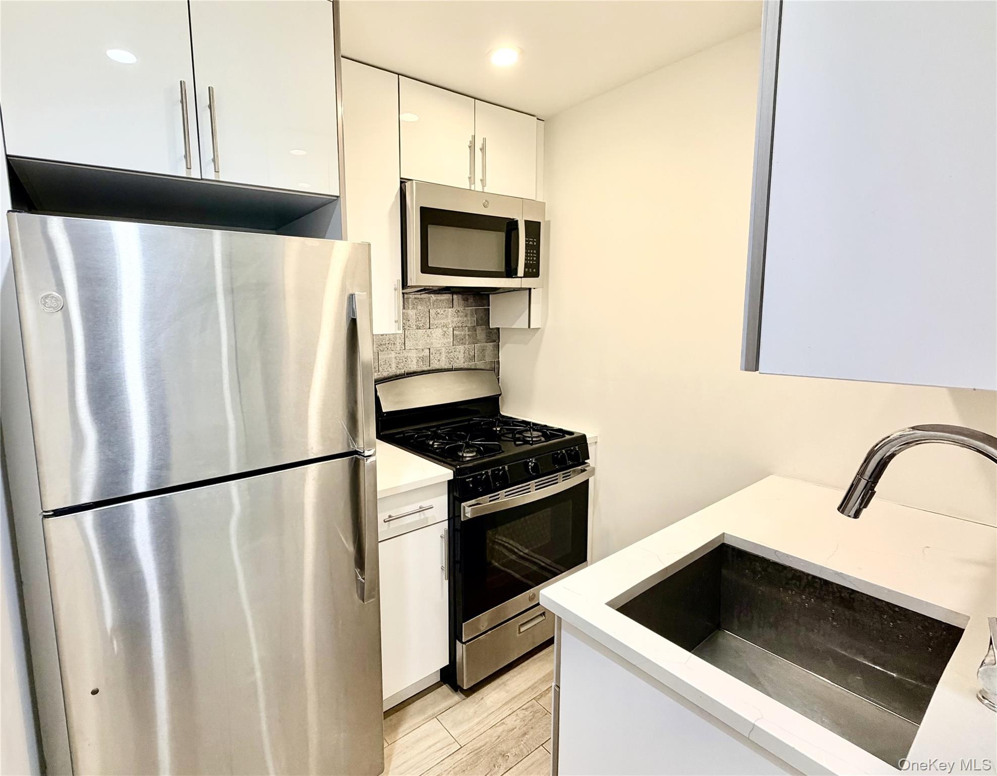 132-40 Sanford Avenue, Unit LK photo 12