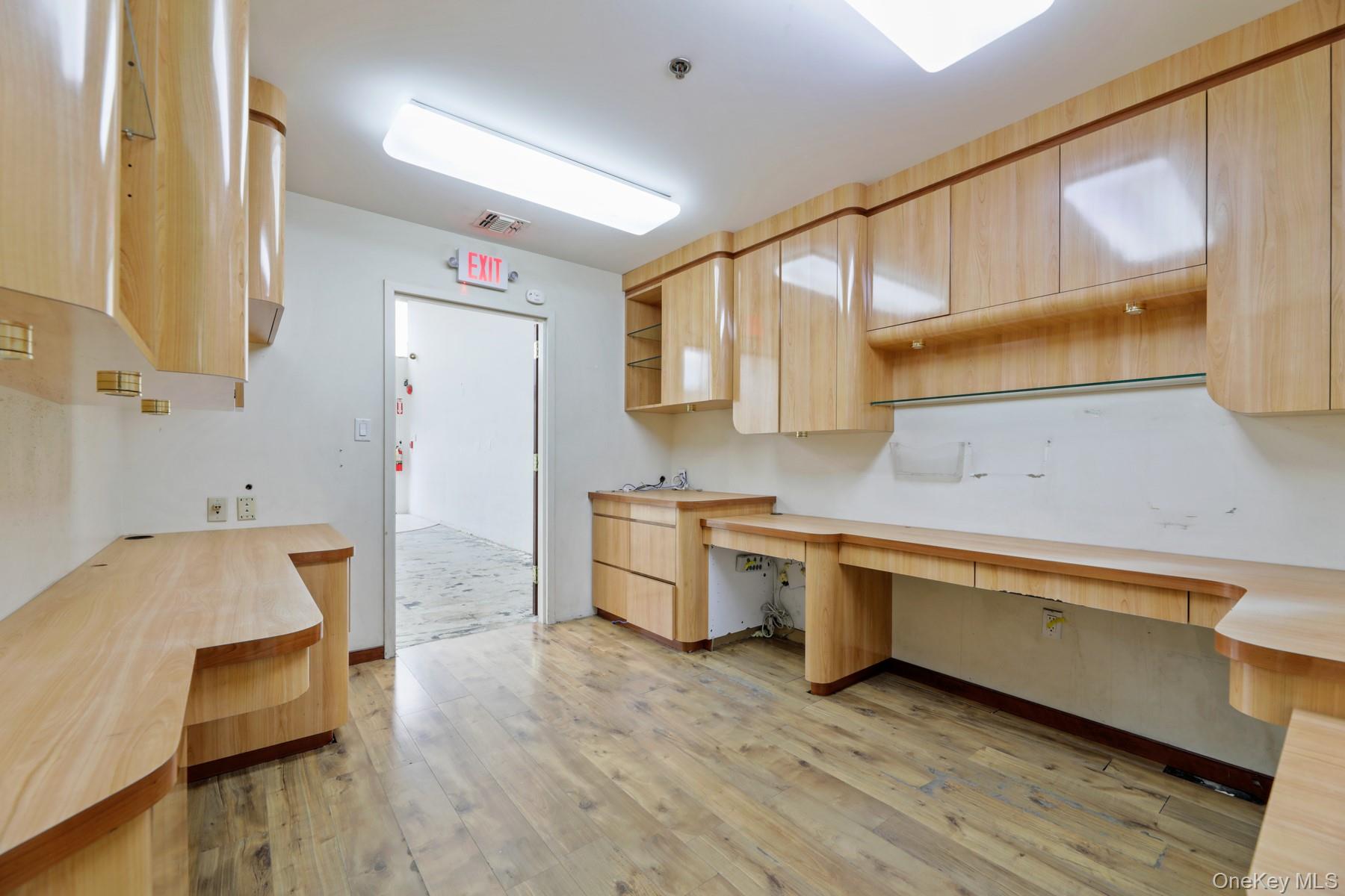 80 Red Schoolhouse Road, Unit 1200,200,3 photo 27