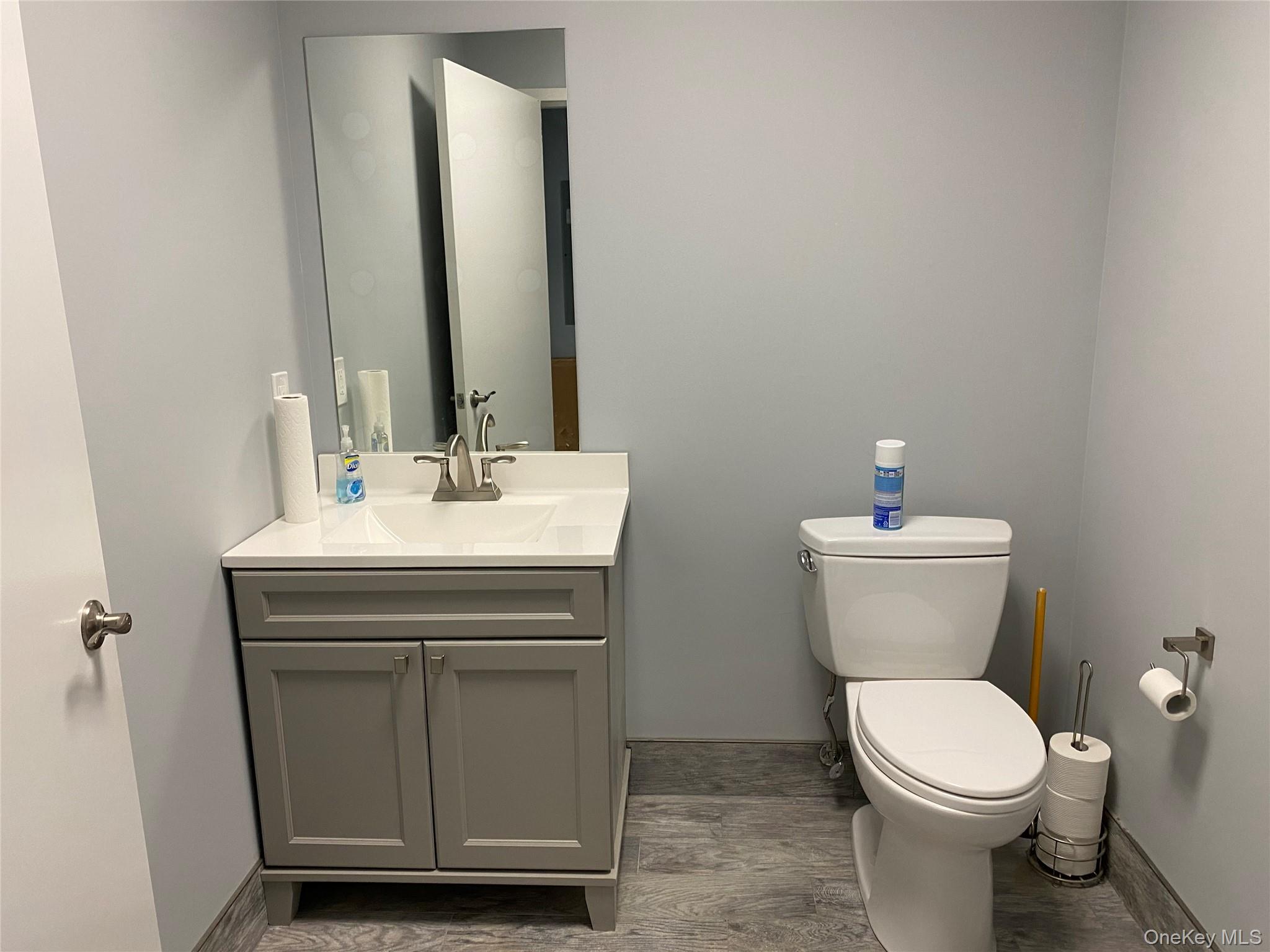 80 Red Schoolhouse Road, Unit 1200,200,3 photo 6
