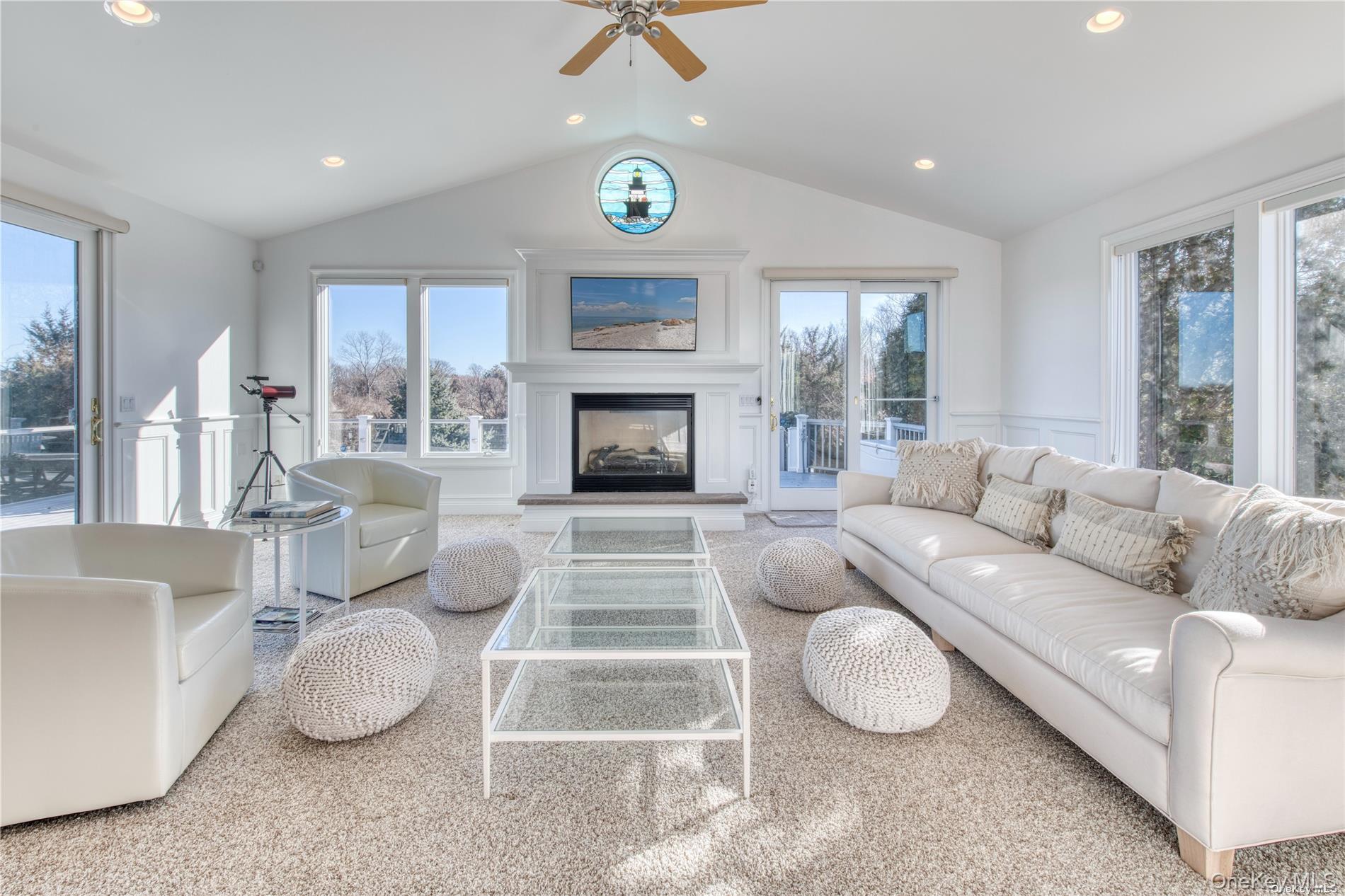 300 Latham Lane – For Rent photo 5