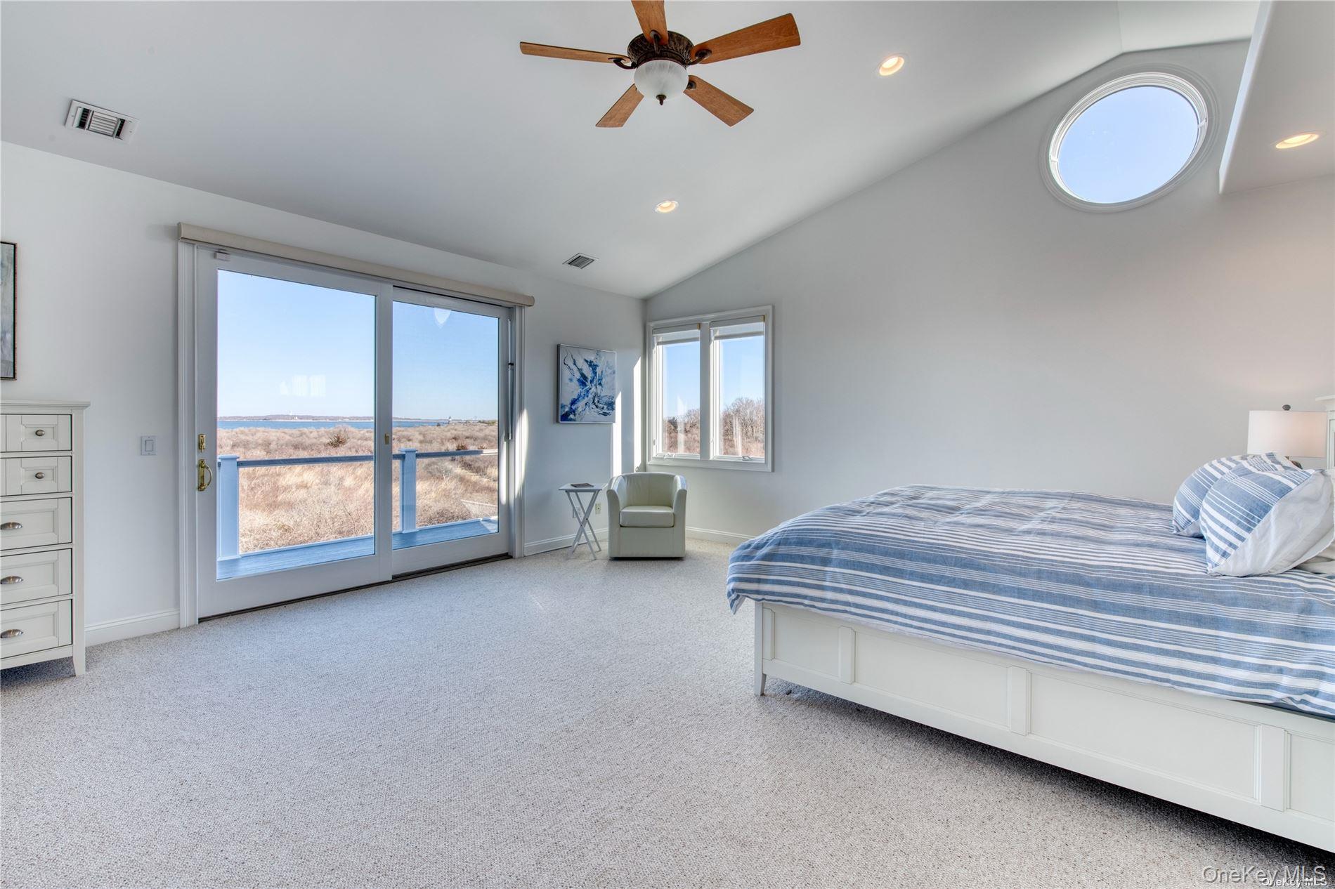 300 Latham Lane – For Rent photo 9