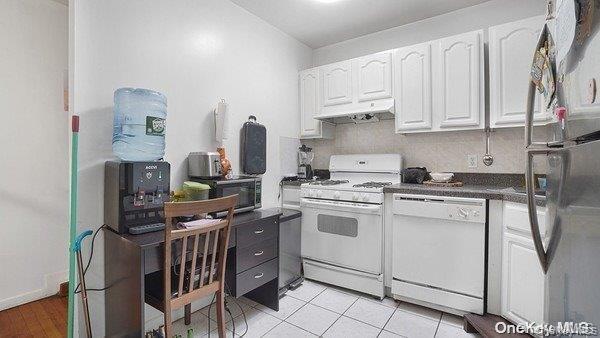 104-61 42nd Avenue – For Sale photo 5