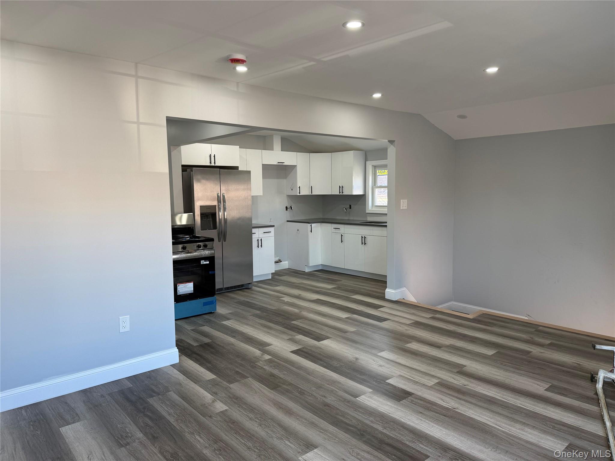 127-04 115 Avenue – For Sale photo 2