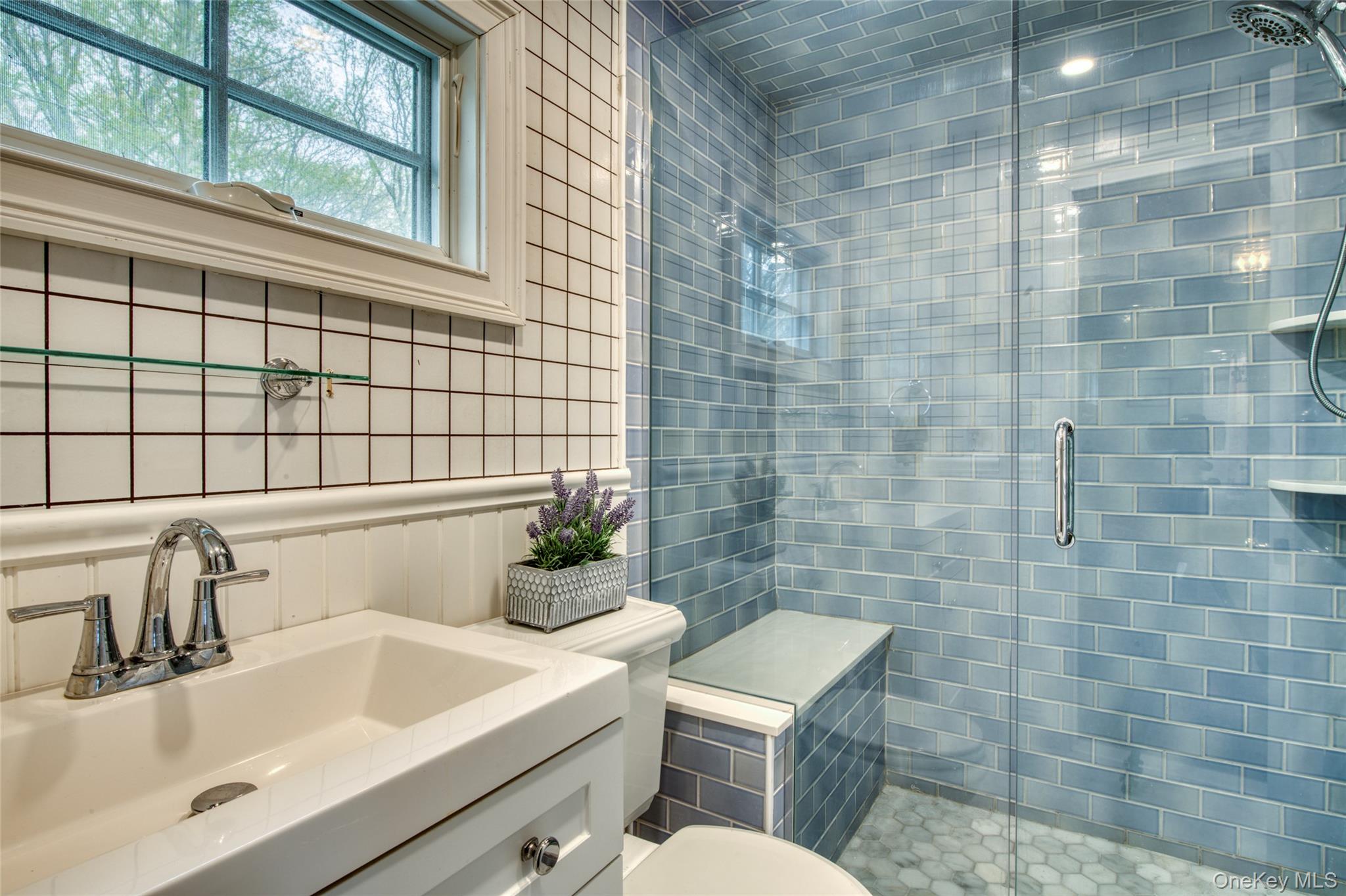 580 South Lane – For Rent photo 12