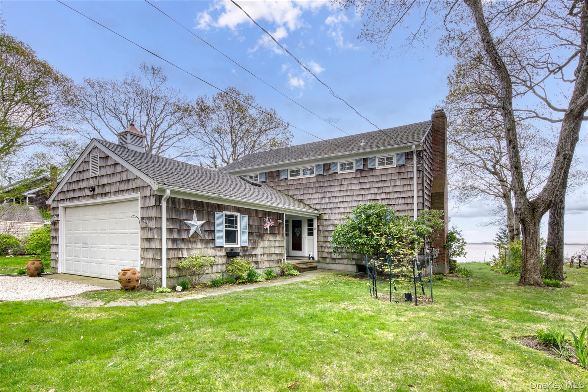 580 South Lane – For Rent photo 2