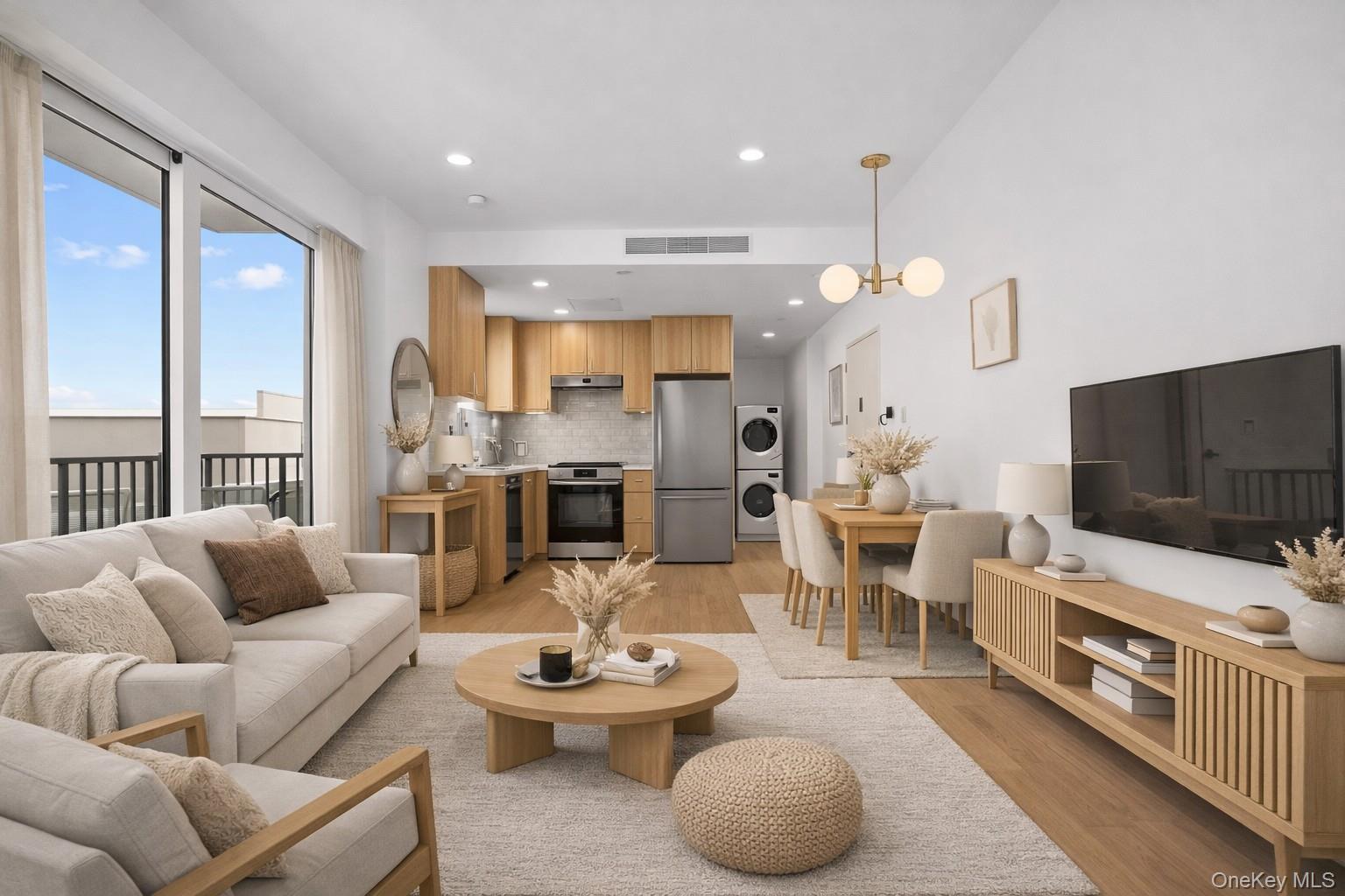150-02 Northern Boulevard, Unit 3C photo 3