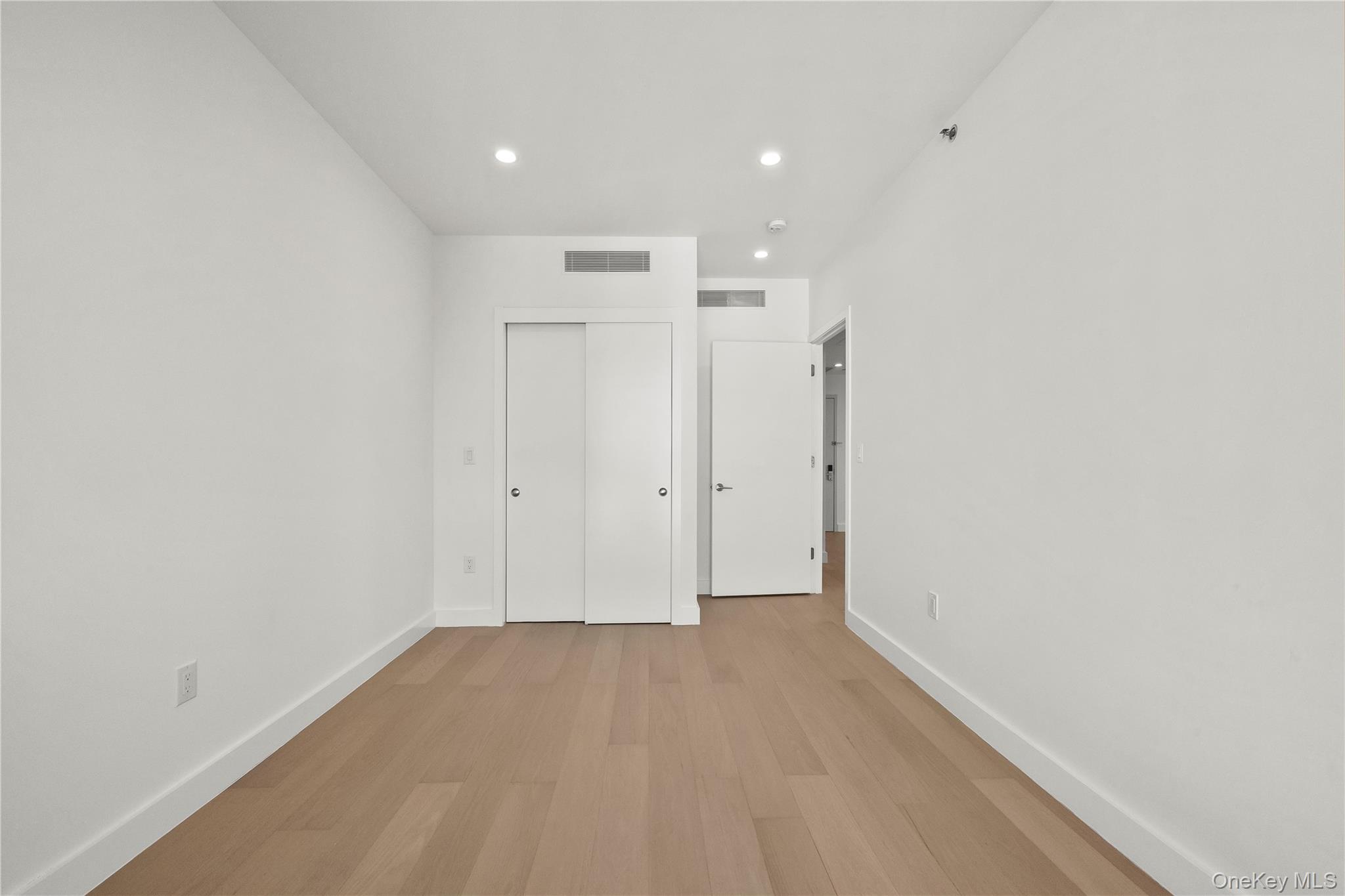 150-02 Northern Boulevard, Unit 6F photo 14