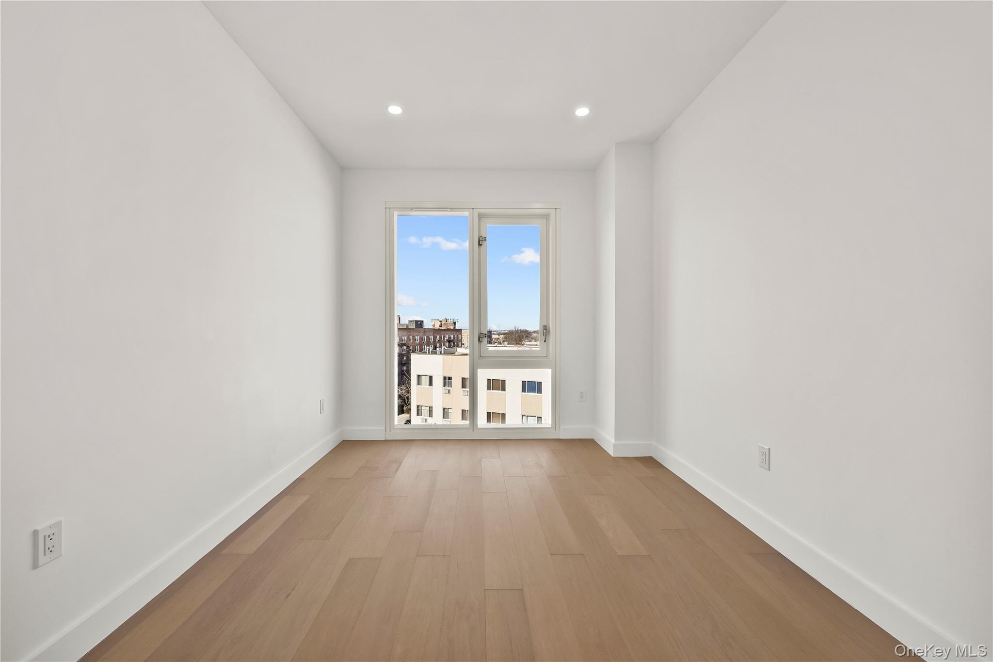 150-02 Northern Boulevard, Unit 6F photo 15