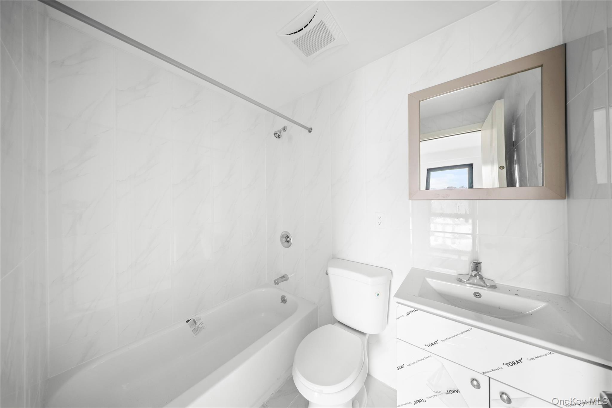 70-40 45 Avenue, Unit 6I photo 8